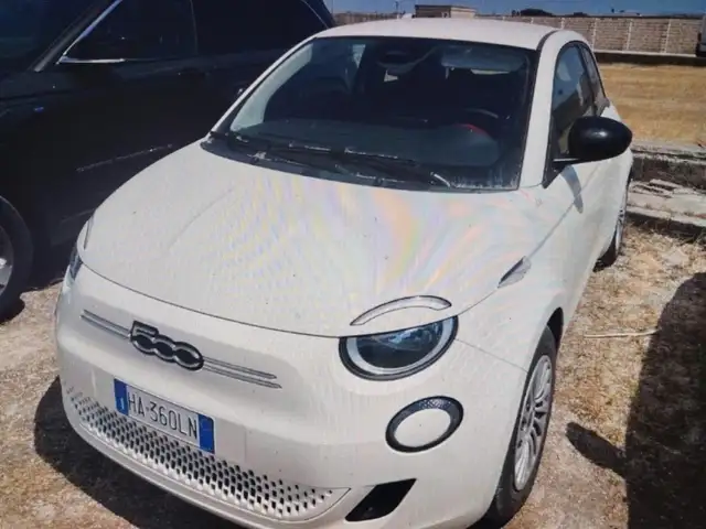 2025 Fiat 500e in White for sale