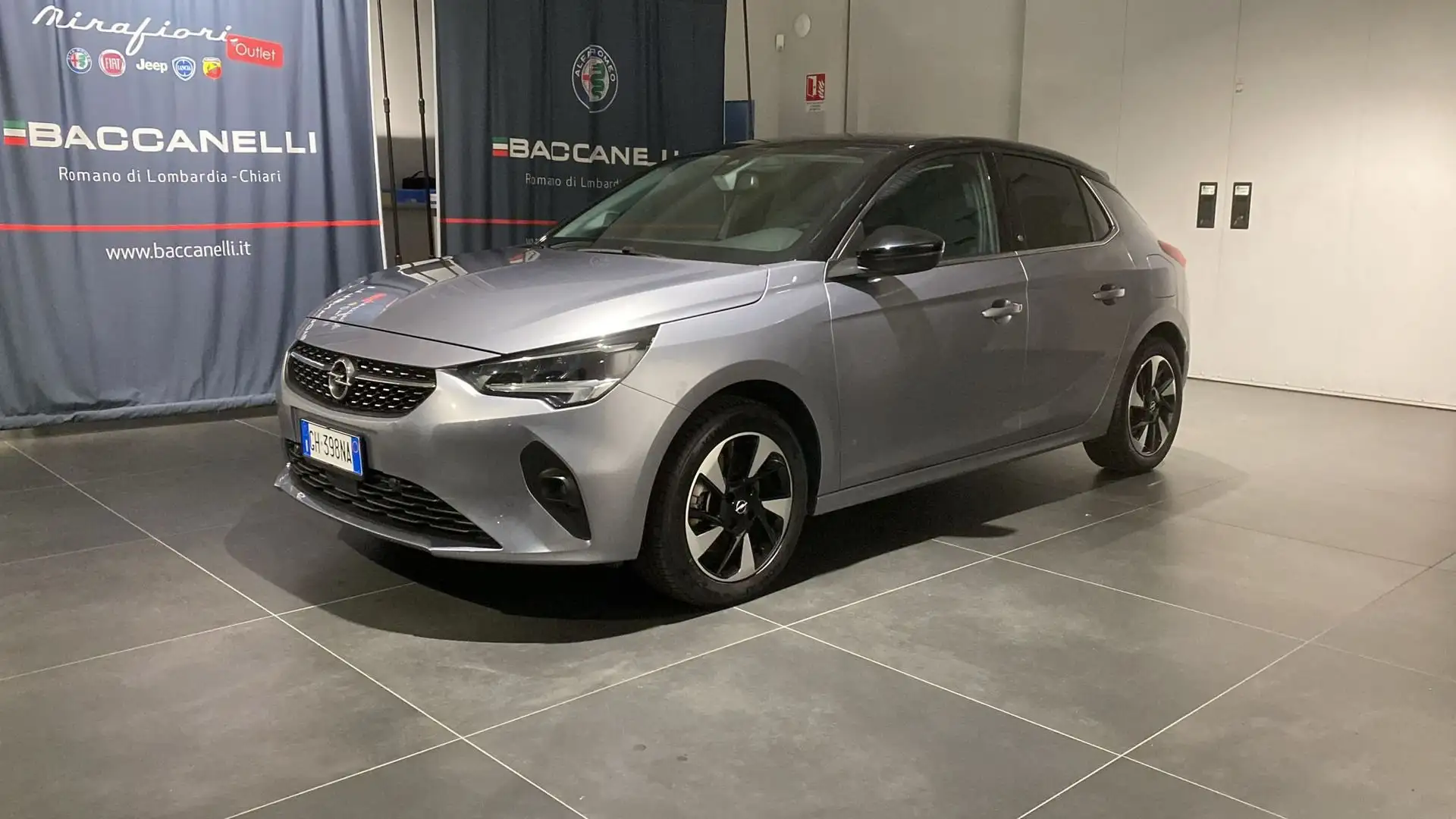 Opel Corsa-e 5 porte Elegance Grigio - 1