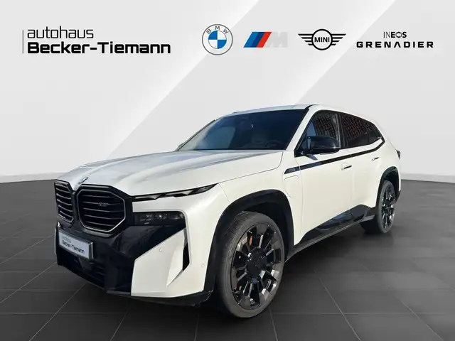 BMW XM 50e MASSAGE*KLIMASITZE*AHK*360° KAMERA*B&W SOUND*D