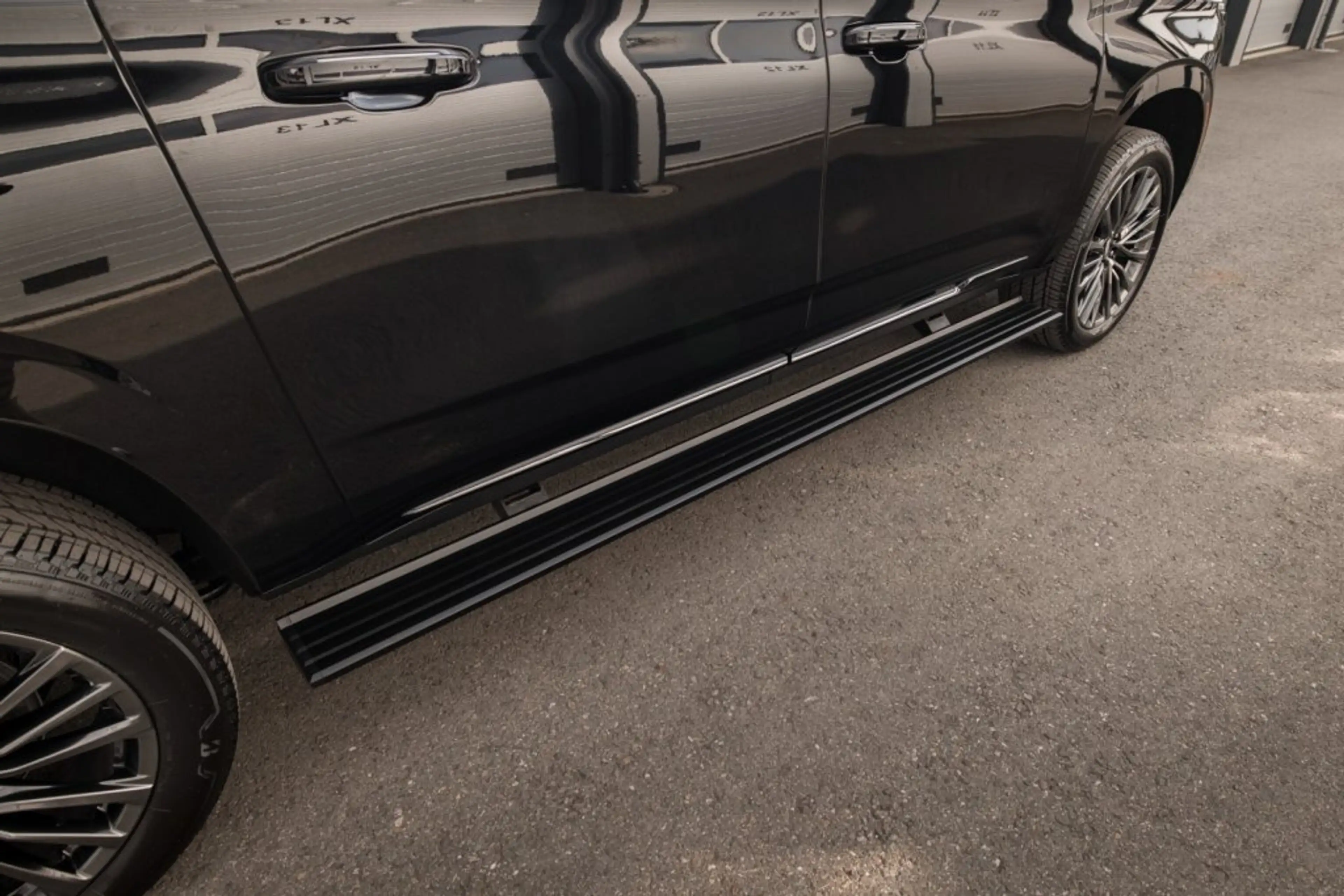 Cadillac Escalade ESV Sport Platinum 4x4 (+ ABV) — photo 14
