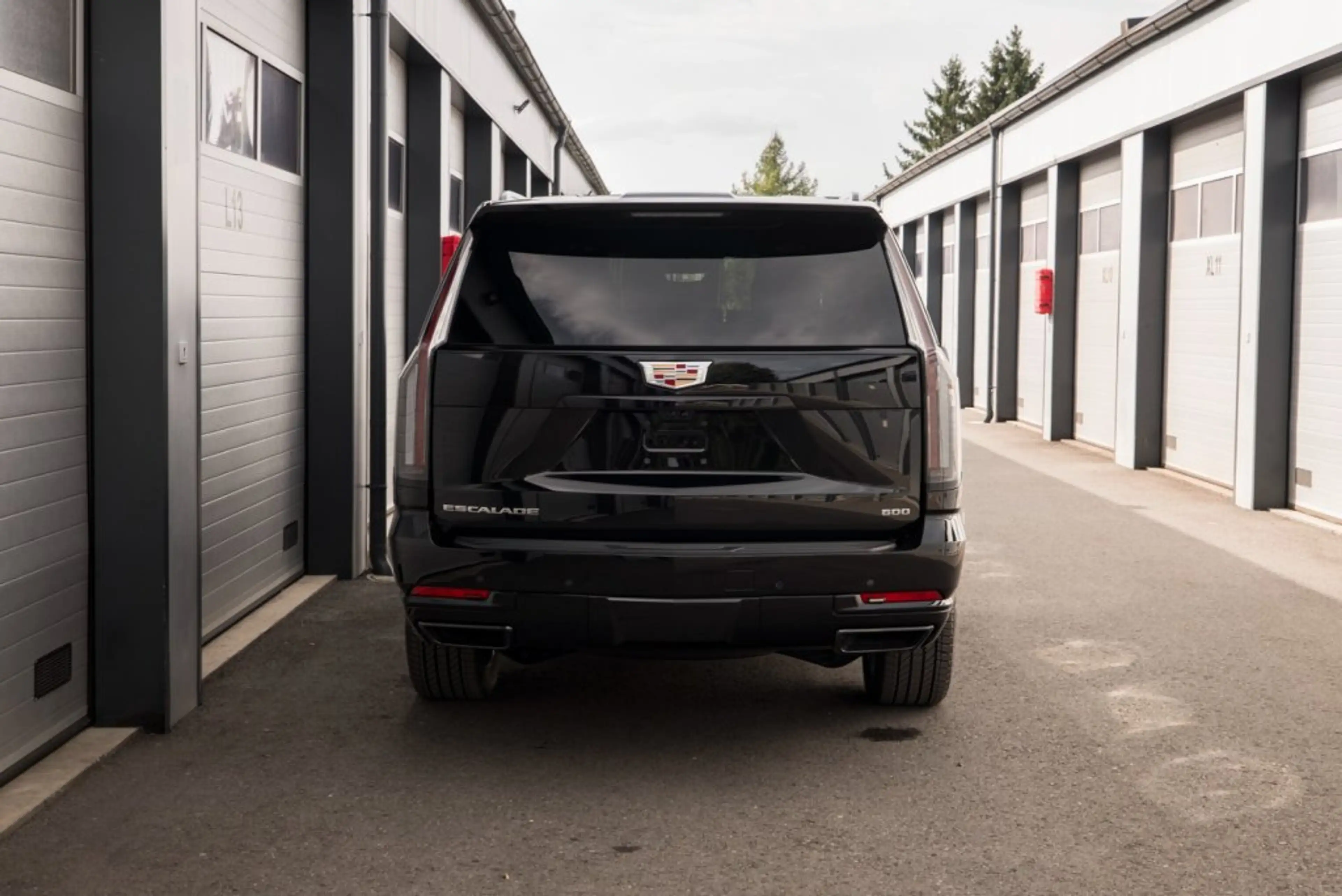 Cadillac Escalade ESV Sport Platinum 4x4 (+ ABV) — photo 5