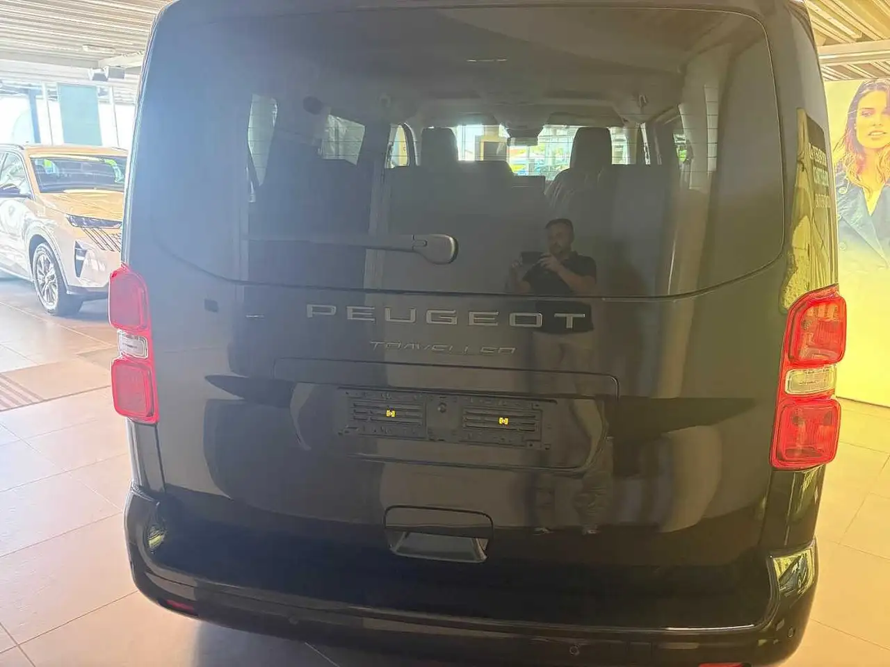 Peugeot Traveller 2026