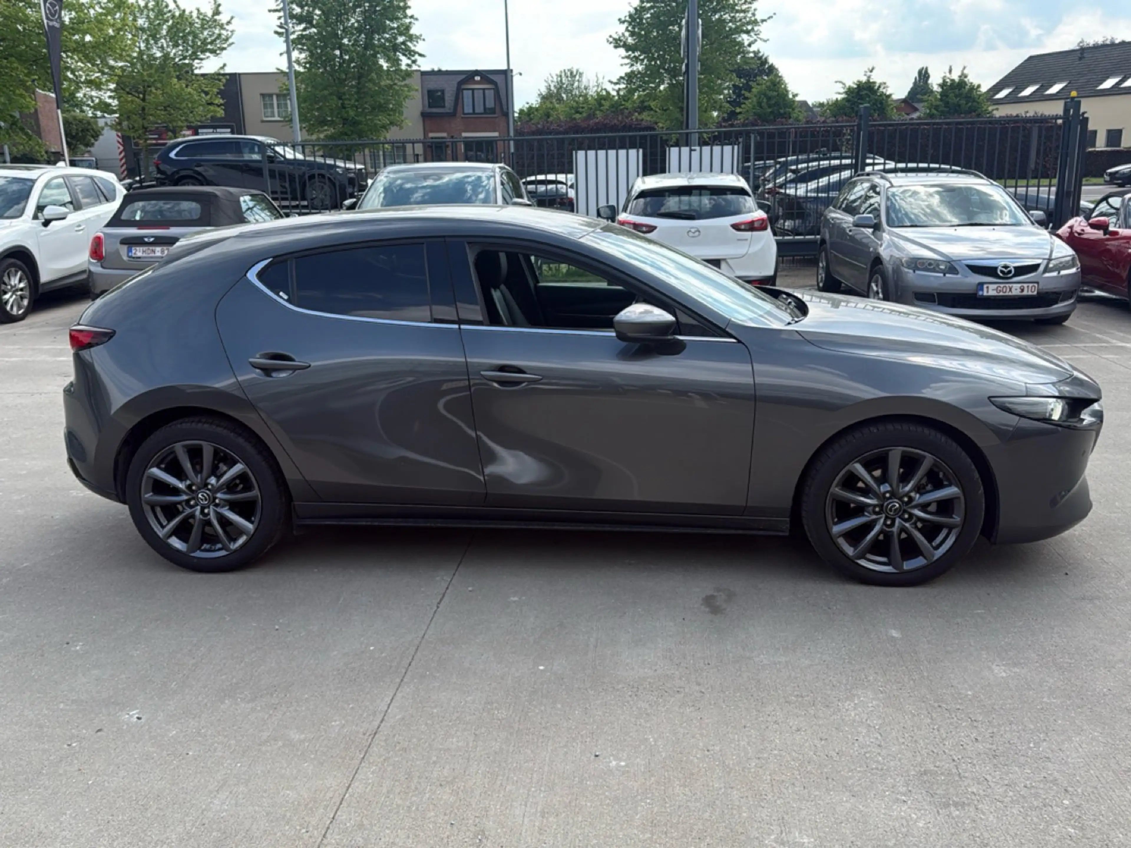 Mazda 3 2.5 e-Skyactiv G 103kW Takumi — photo 7