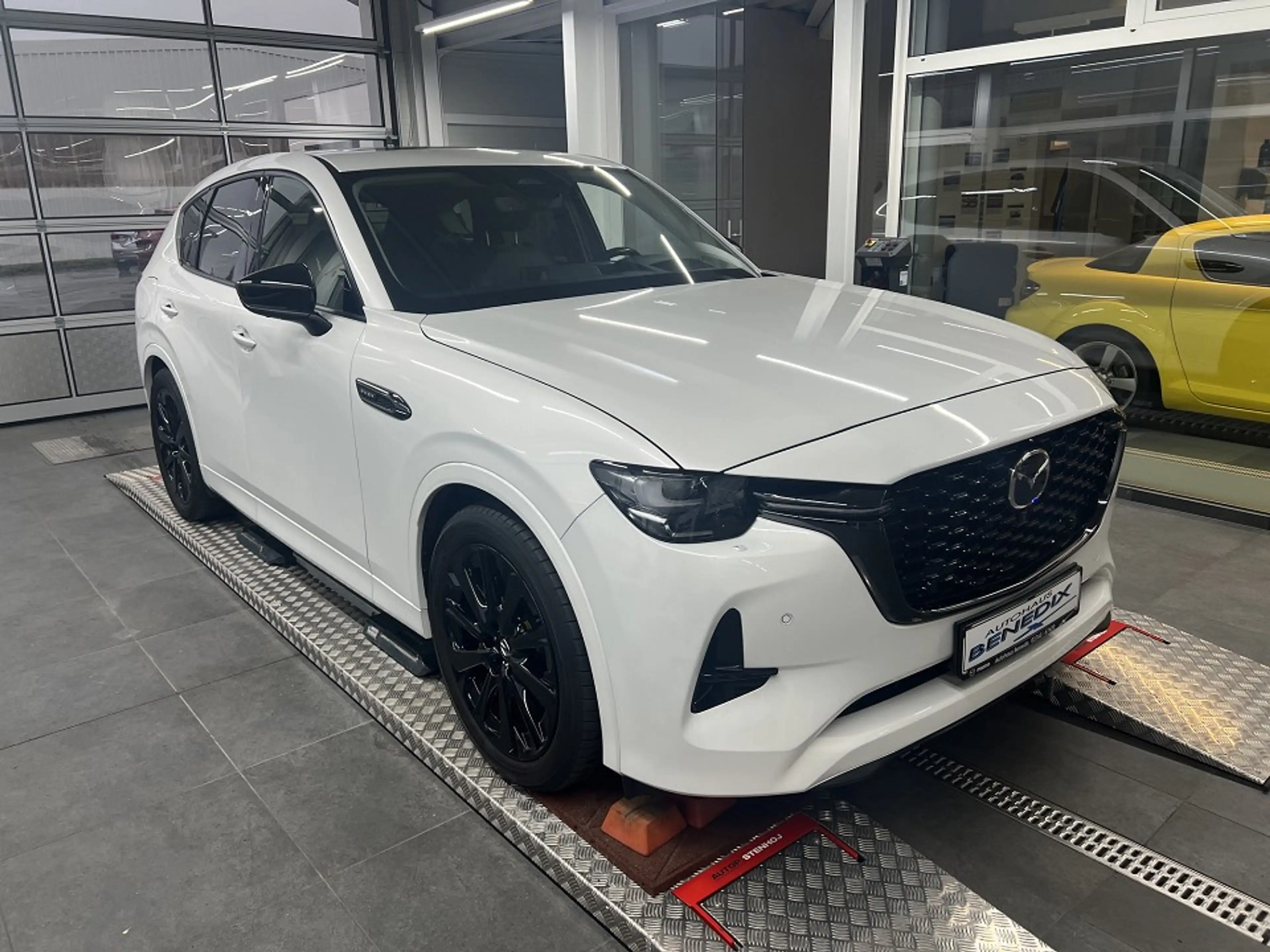 Mazda CX-60 2.5L e-Skyactiv PHEV PHEV-HOMURA PAKETE tiefer bre — photo 3