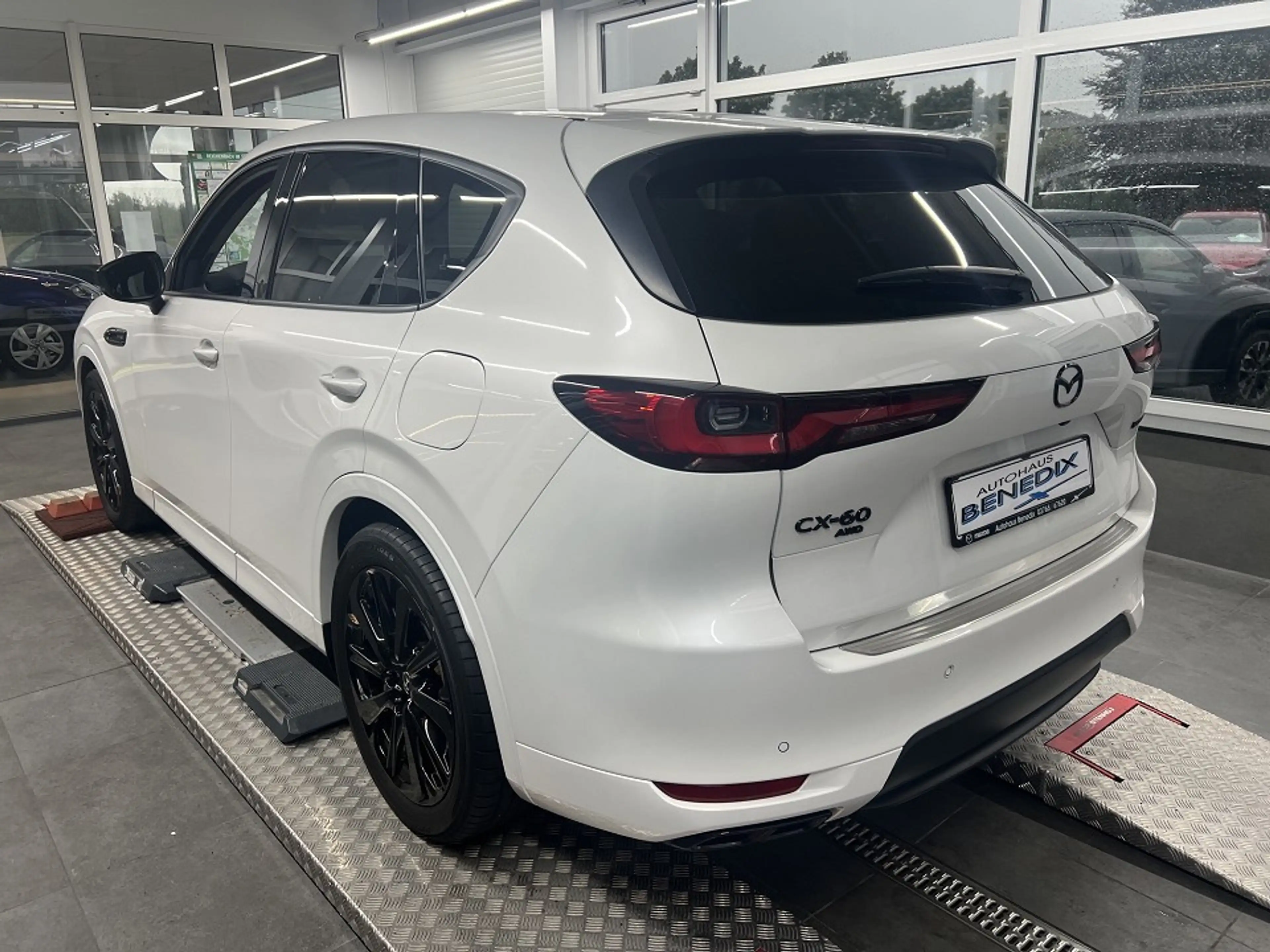 Mazda CX-60 2.5L e-Skyactiv PHEV PHEV-HOMURA PAKETE tiefer bre — photo 5