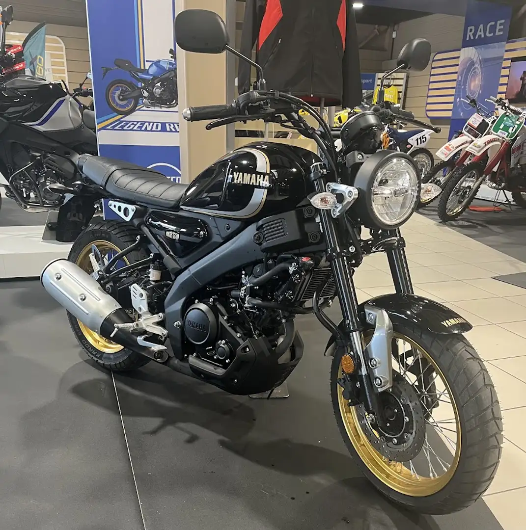 Yamaha XSR 125 Noir - 1
