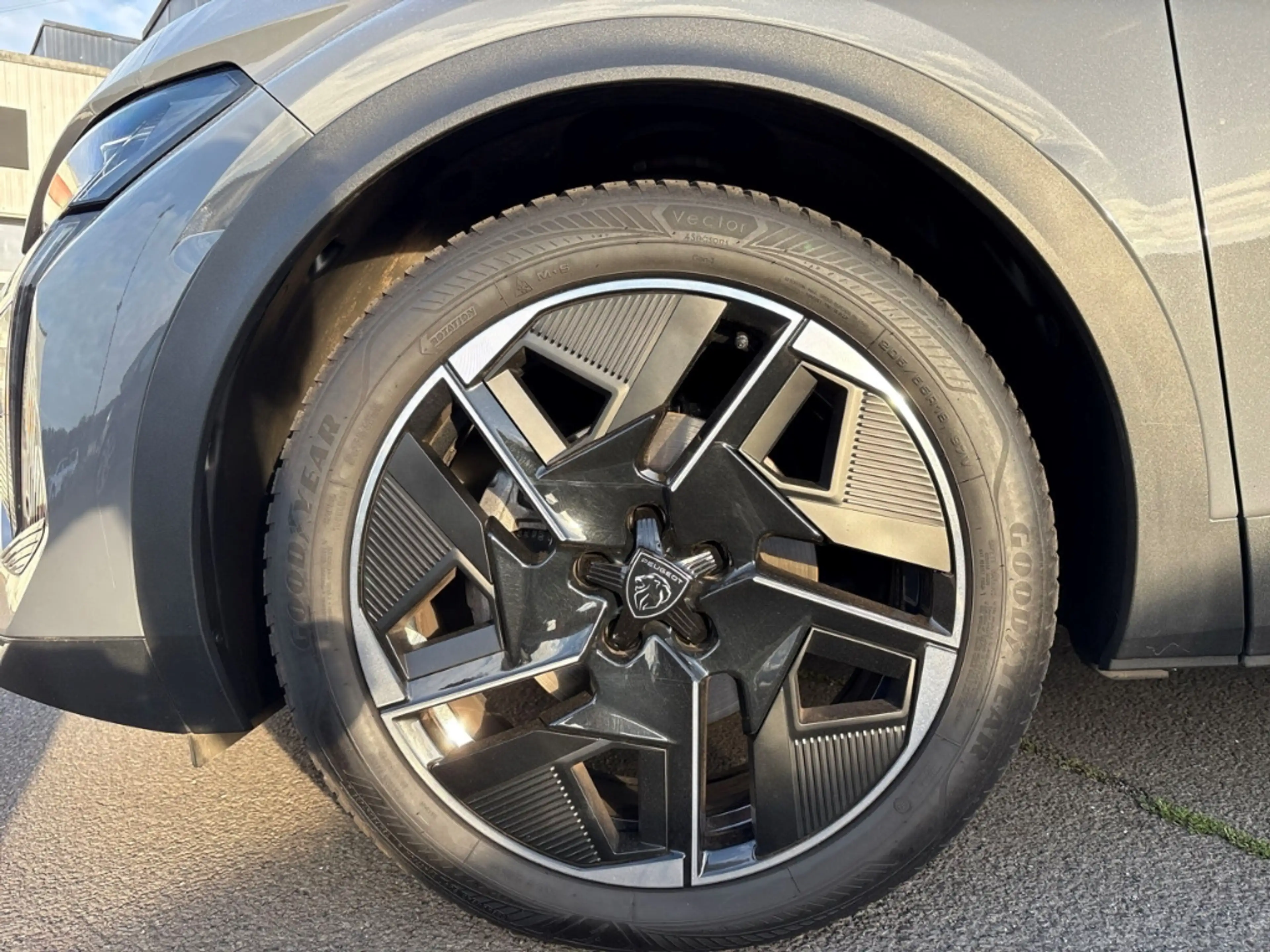 Peugeot 408 GT Navi Memory Sitze Soundsystem 360 Kamera LED Bl — photo 11