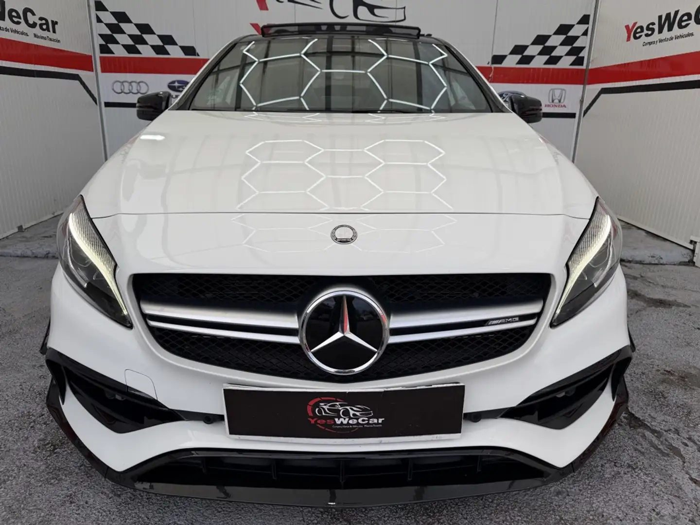 Mercedes-Benz A 45 AMG 4Matic 7G-DCT Blanc - 2