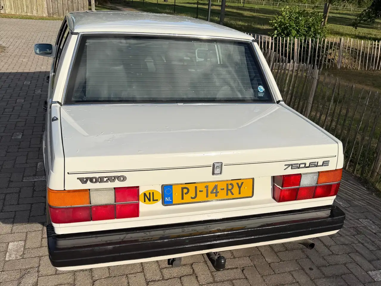 Volvo 760 GLE, foto 3