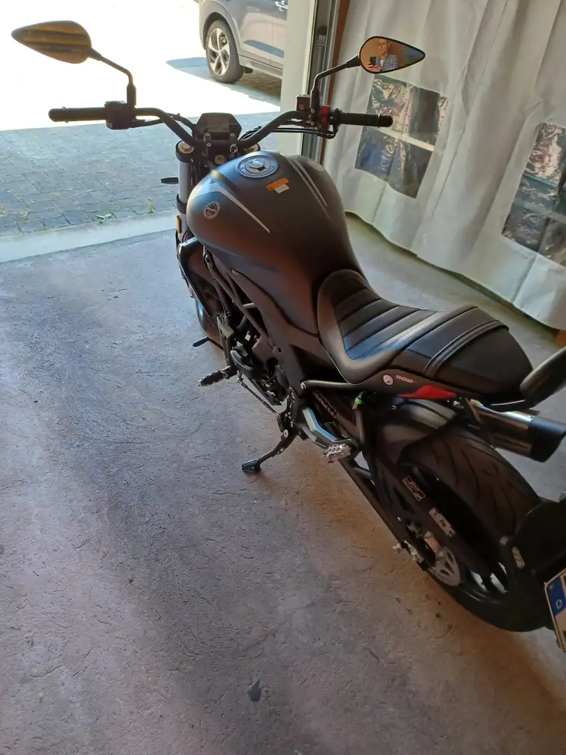 Benelli 502C Cruiser Noir - 2