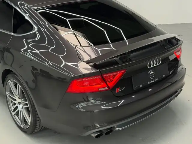 Audi S7 view 14