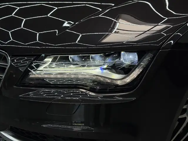 Audi S7 view 5