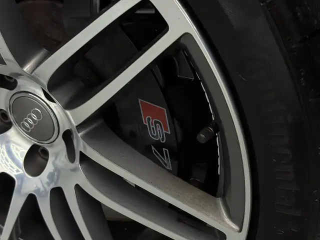 Audi S7 view 11