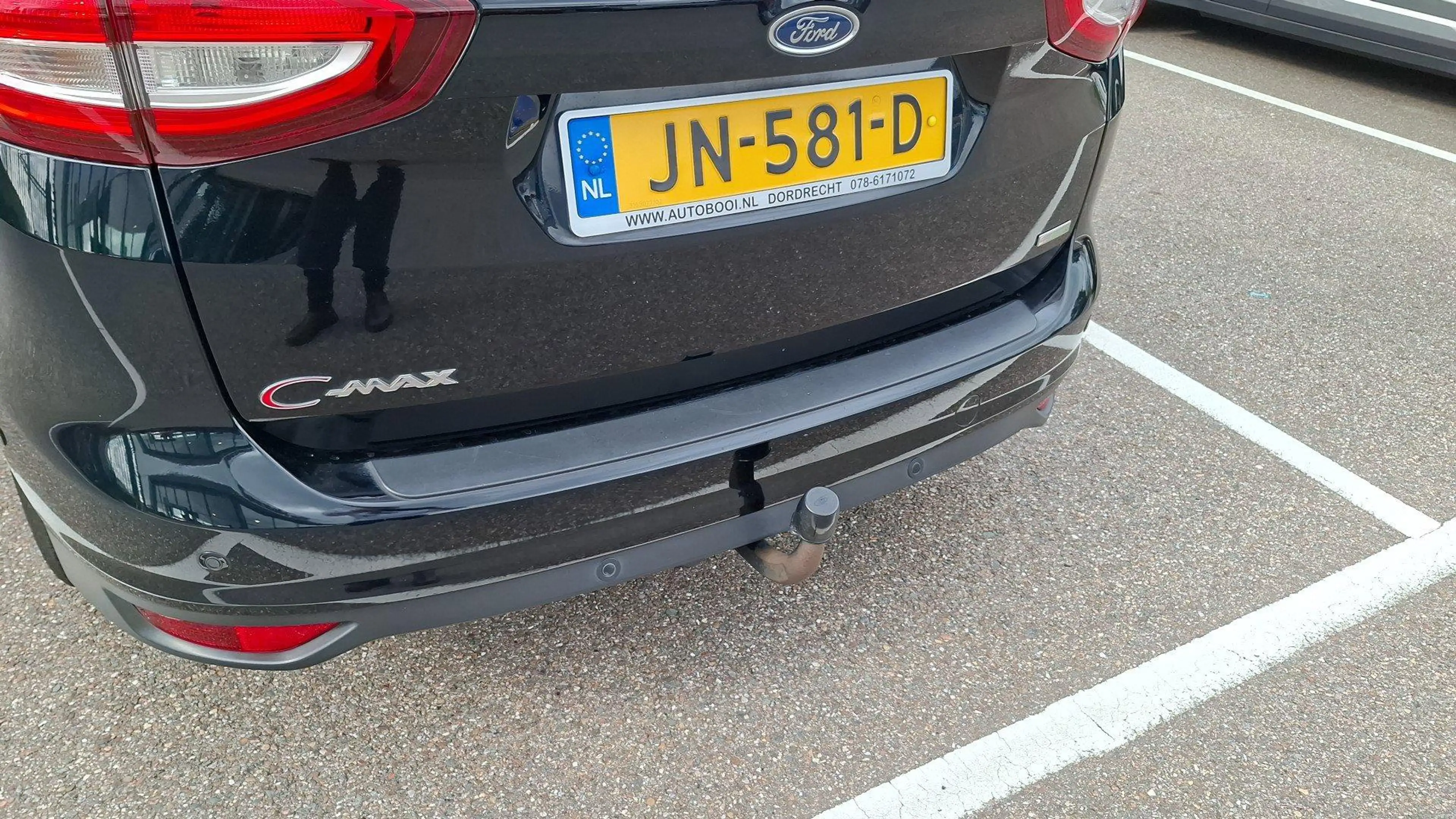 Ford C-Max 1.0 Titanium — photo 15