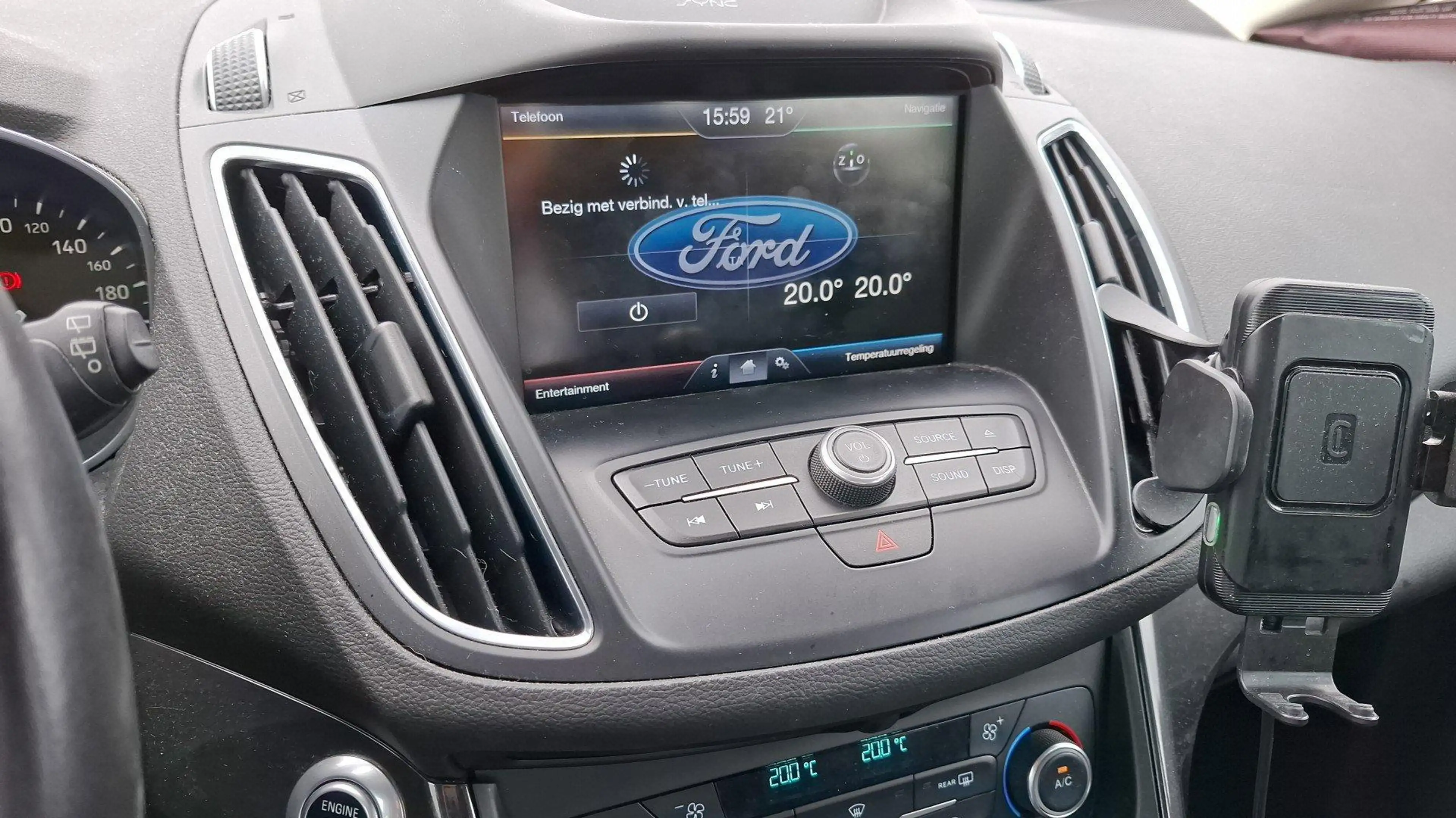Ford C-Max 1.0 Titanium — photo 8