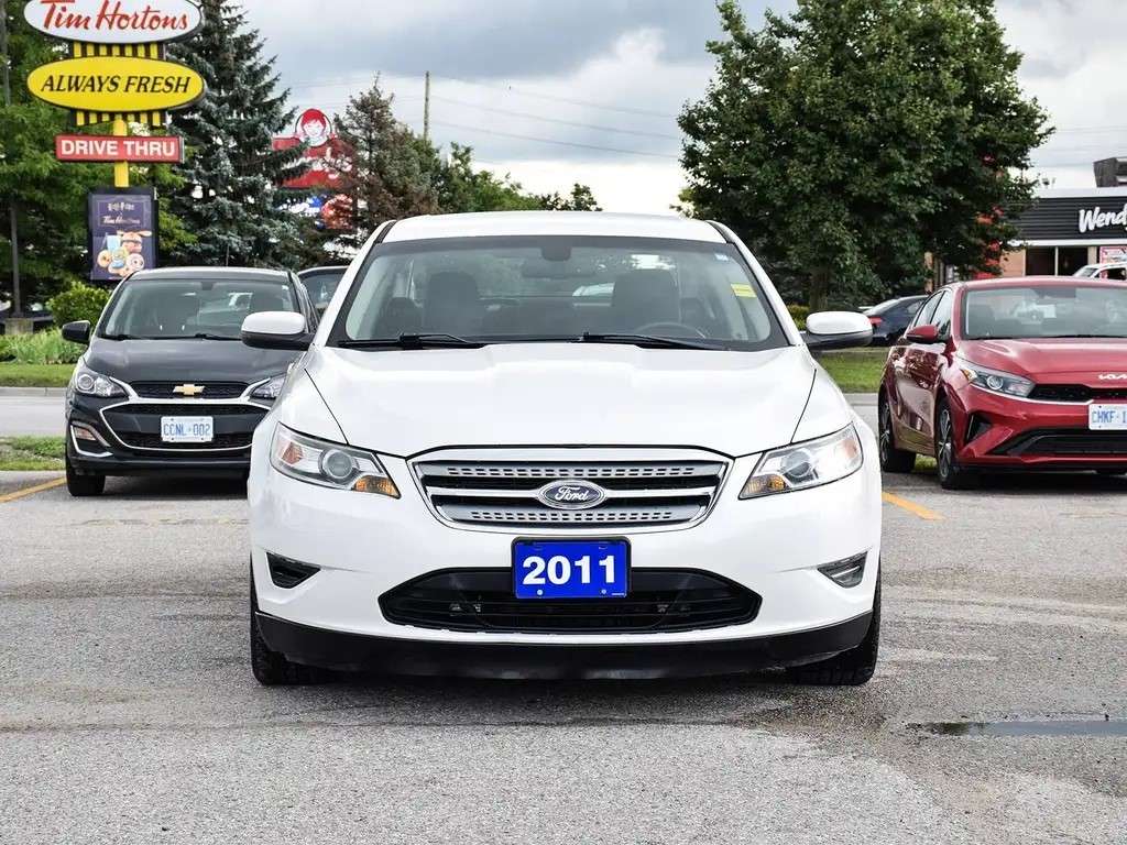 2011 Ford Taurus