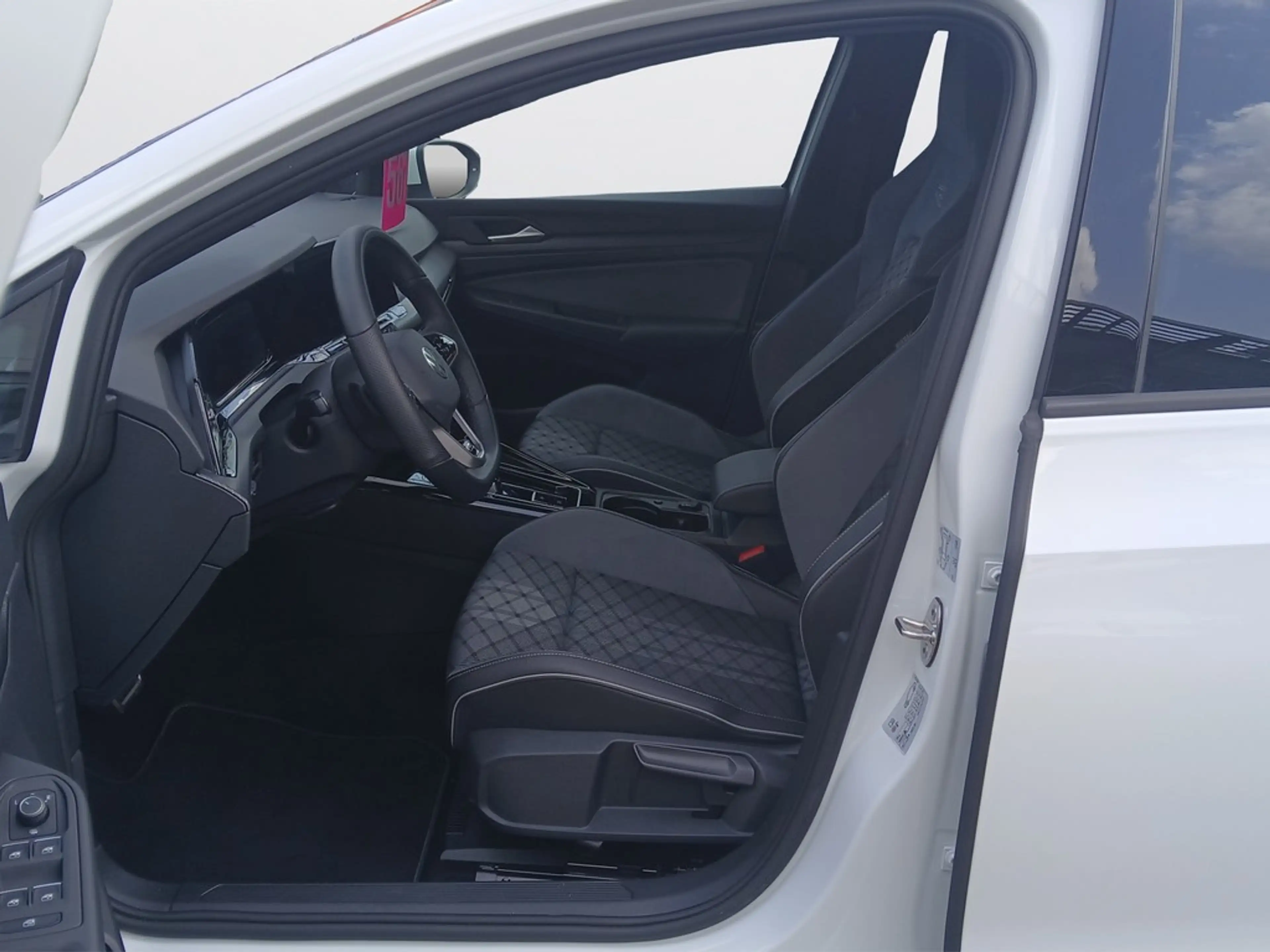 Volkswagen Golf R -Line 1.5 eTSI 96 kW DSG AHK/LED/ACC/RFK — photo 9