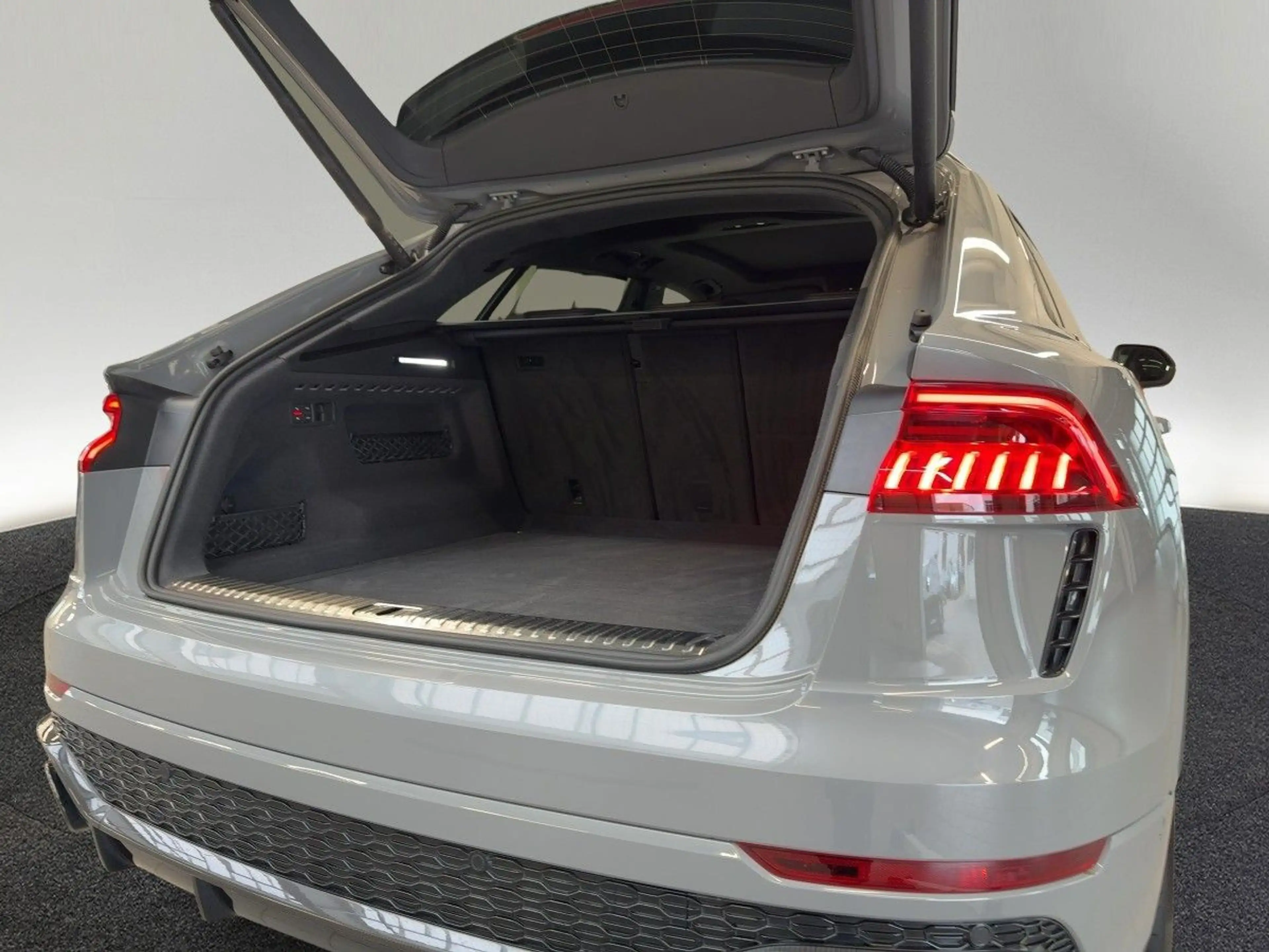 Audi RS Q8 RSQ8 4.0 TFSI quattro HuD AHK Pano — photo 7