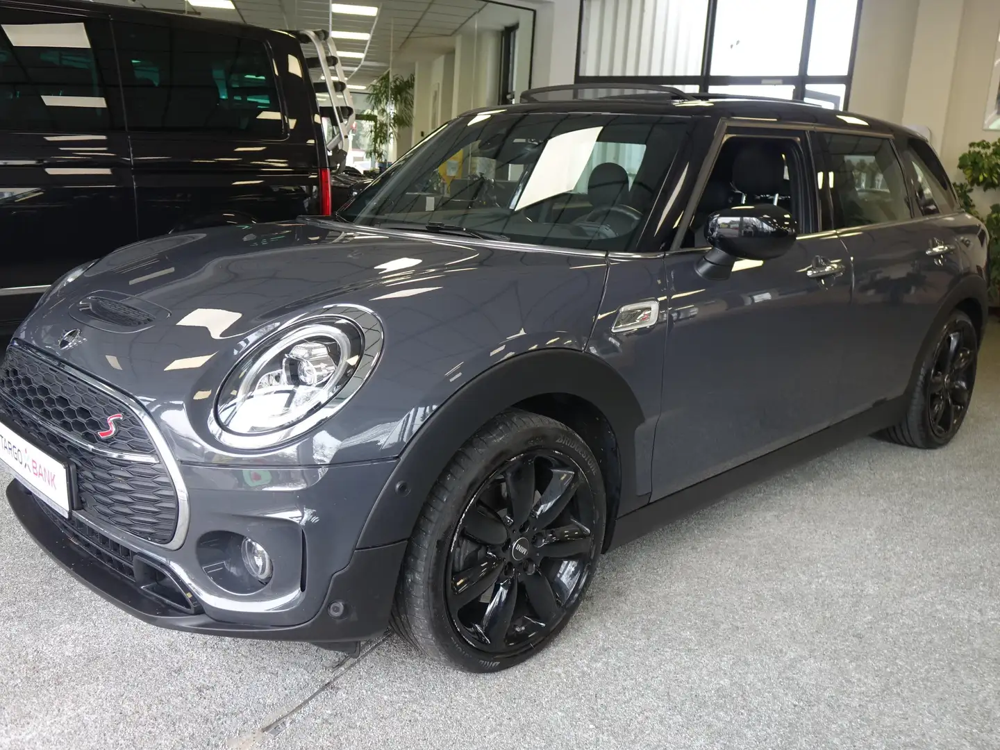 MINI Cooper SD Clubman Cooper SD All4 +Pano+RFK+HUD+H/K+Navi+LED+Keyless+ Grau - 2