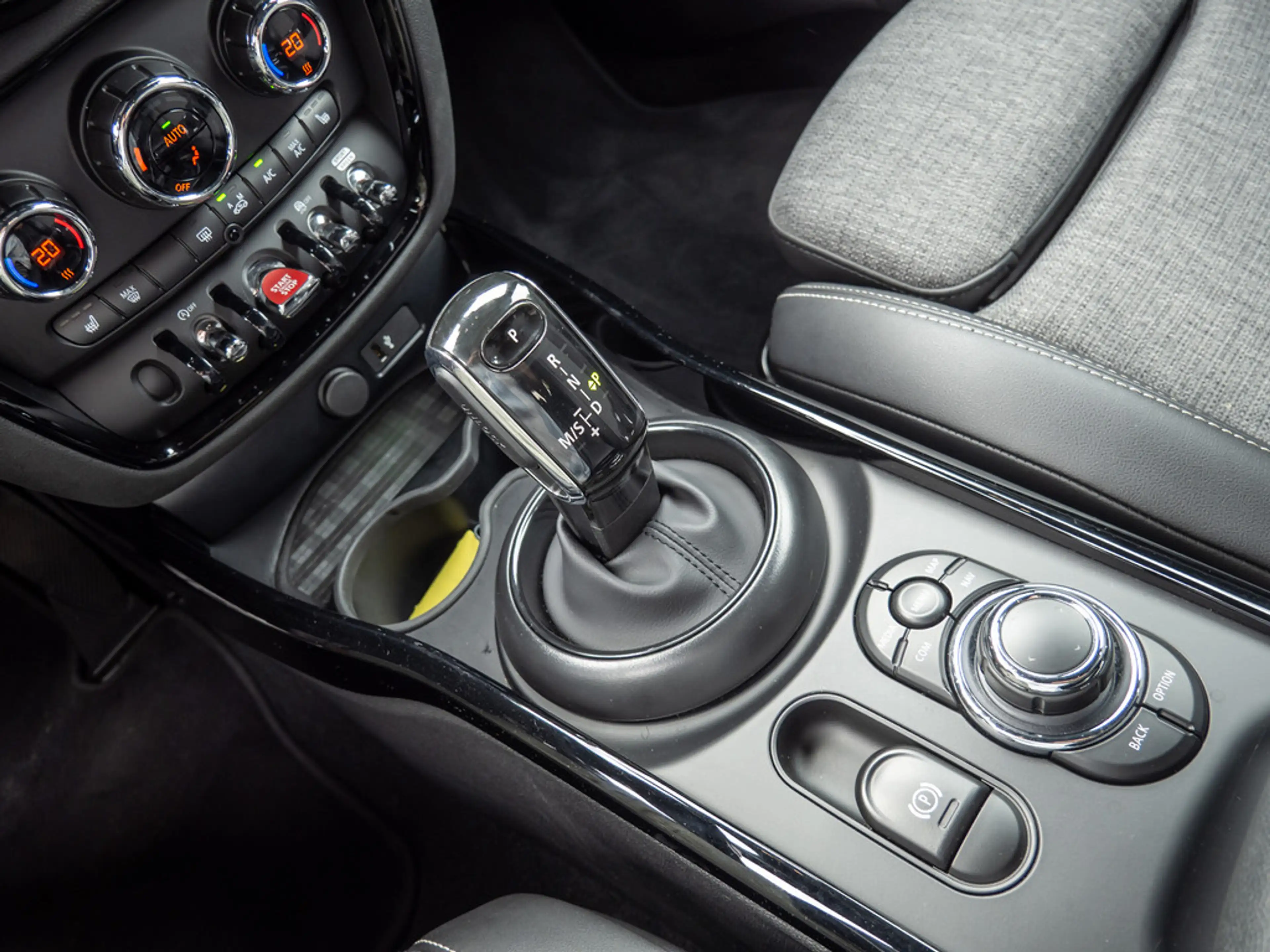 MINI Cooper Clubman — photo 15