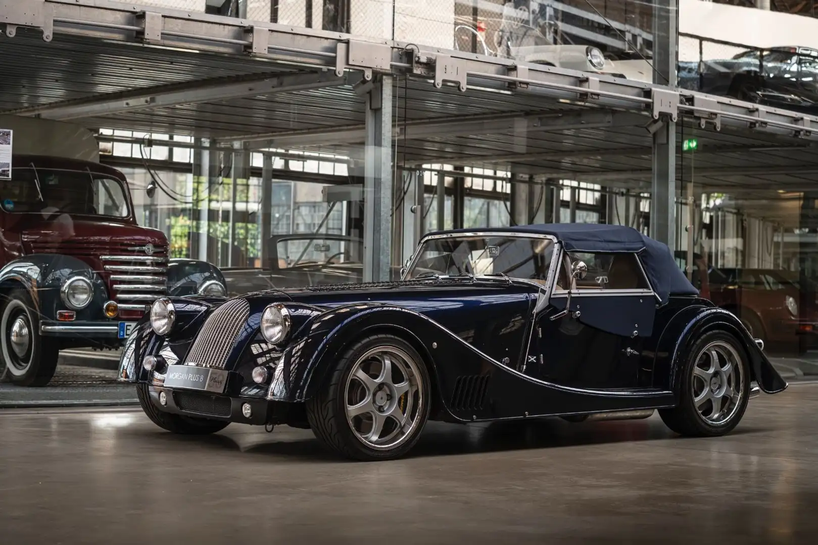 Morgan Plus 8 4.8 - Sonderlack - A/C - viele Optionen Blau - 2