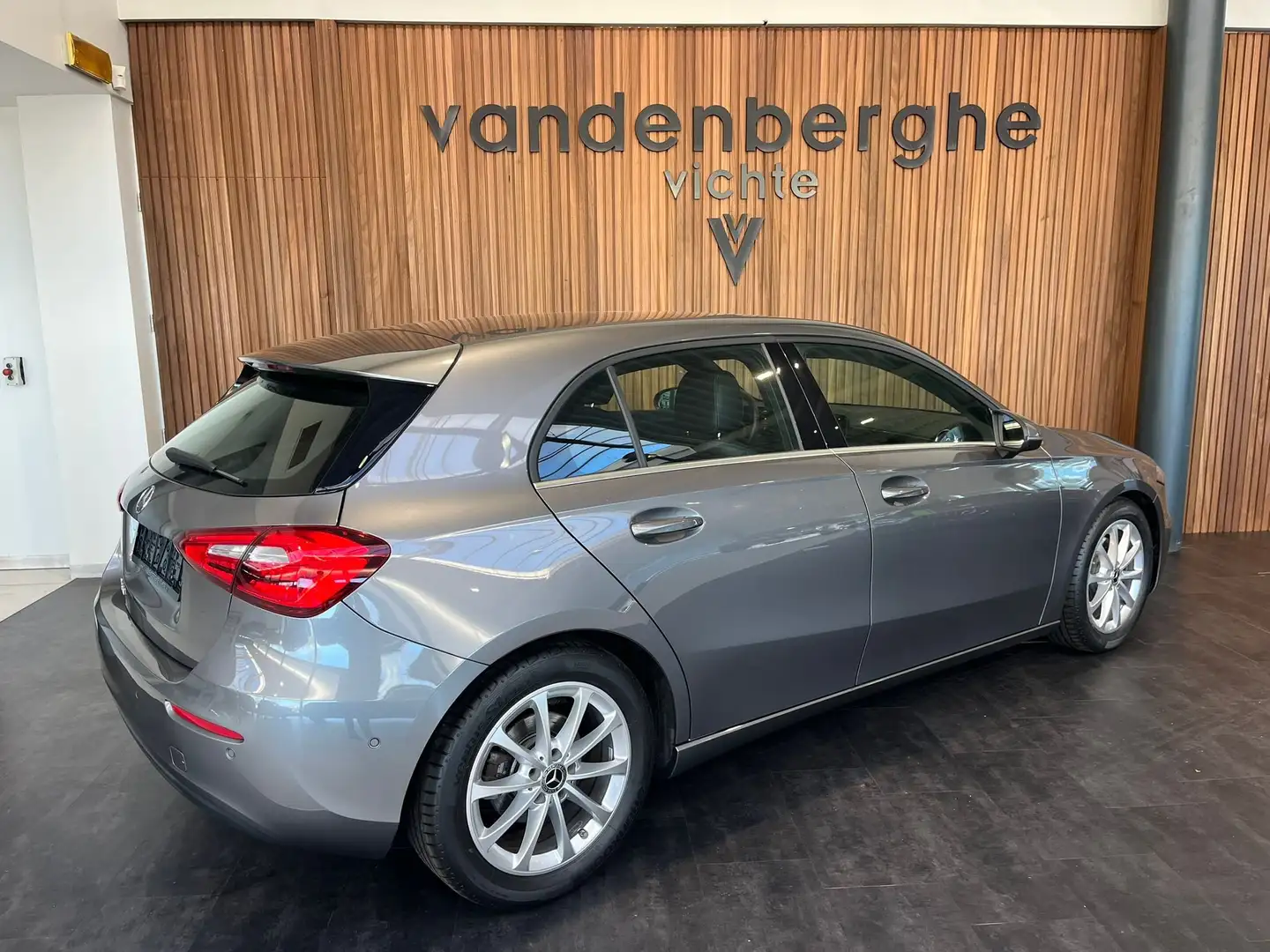 Mercedes-Benz A 200 Business Solution spoorassistent camera Gris - 2