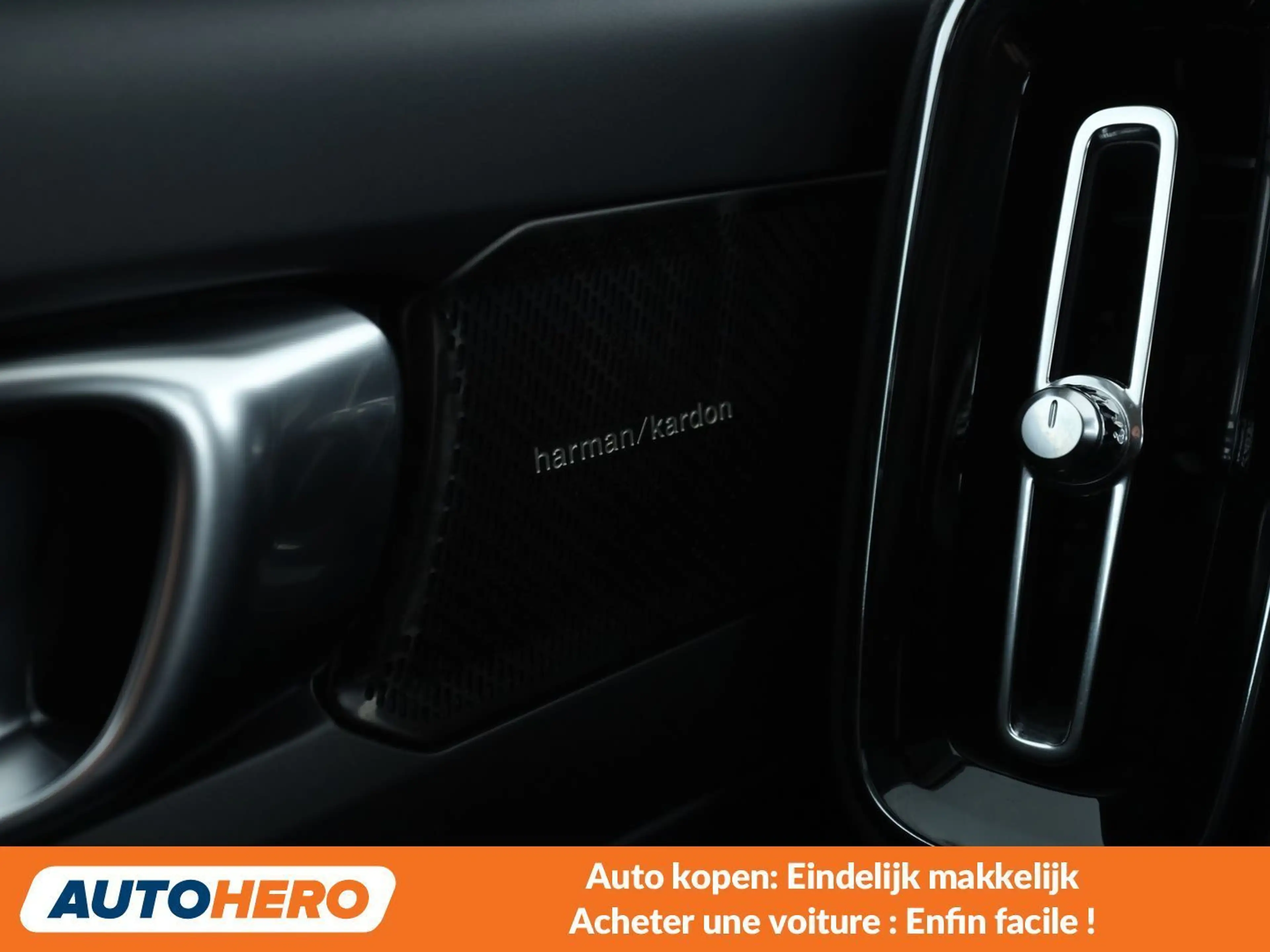 Volvo XC40 1.5 Momentum 2WD — photo 15