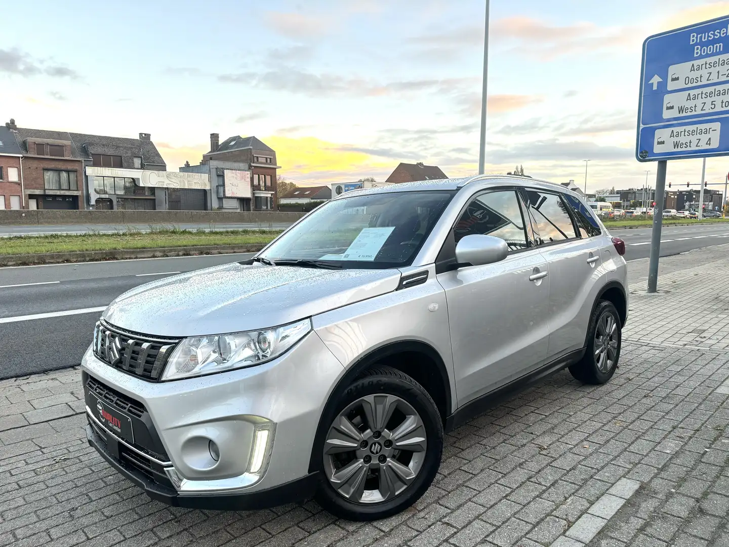 Suzuki Vitara Vitara 1.0  Aut. Comfort  107000 km garantie - 2