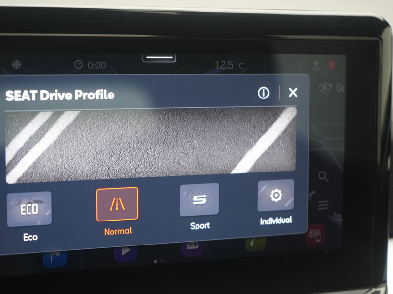 SEAT Arona FR VIRT LED NAVI CARPLAY PDC — photo 8