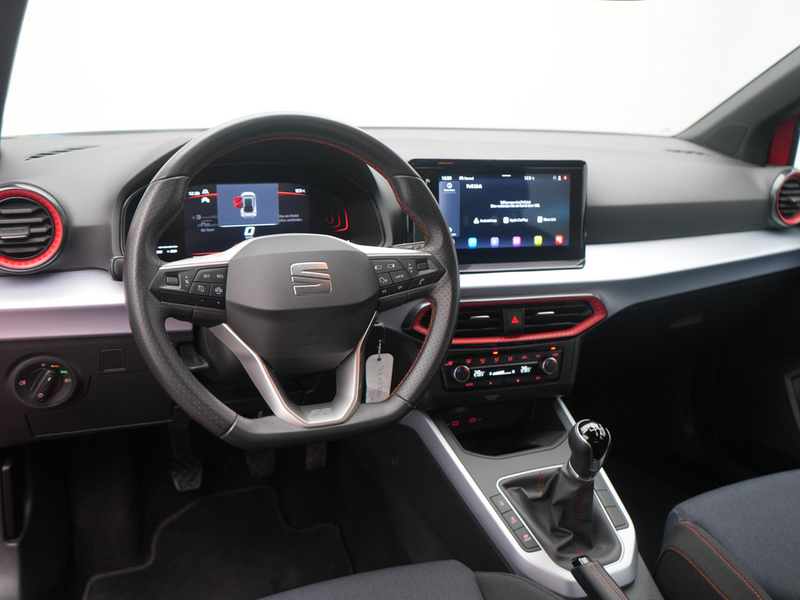 SEAT Arona FR VIRT LED NAVI CARPLAY PDC — photo 4