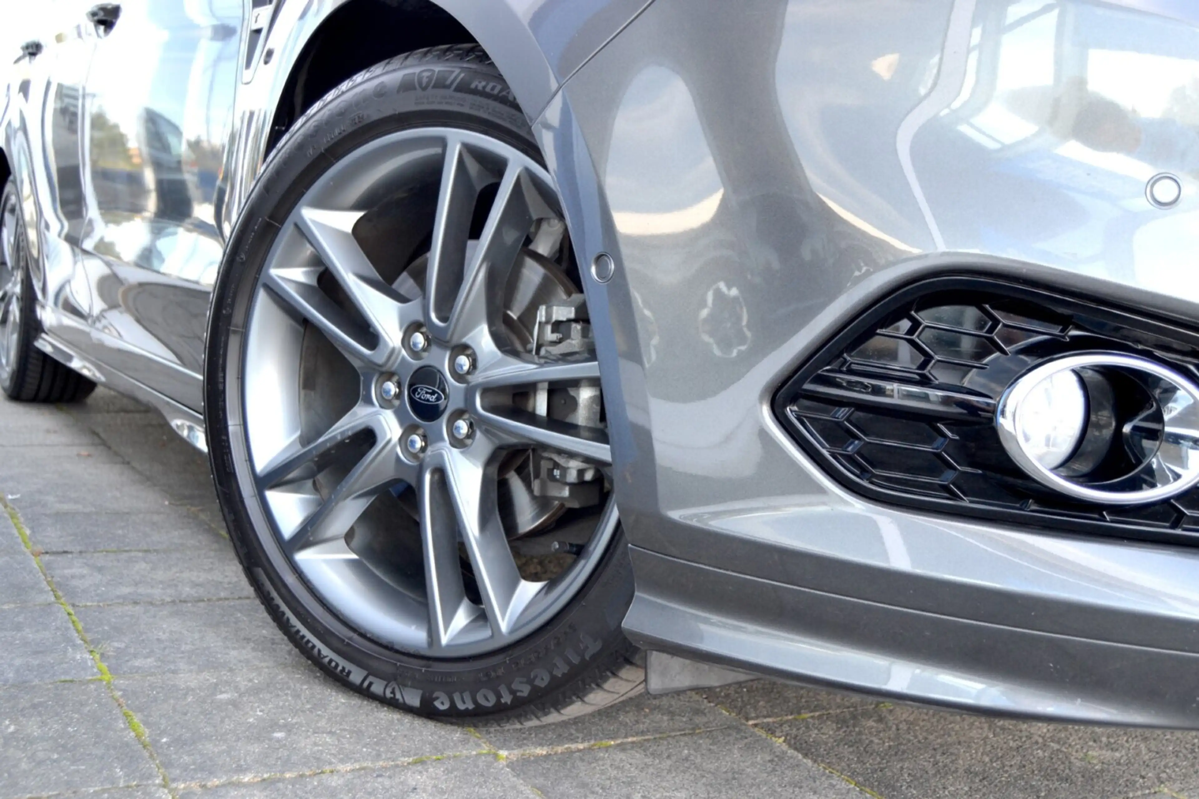 Ford S-Max S-Max 2,0 ST-Line Autom Navi AHK 7-Sitzer LED Park-Ass RFK — photo 7