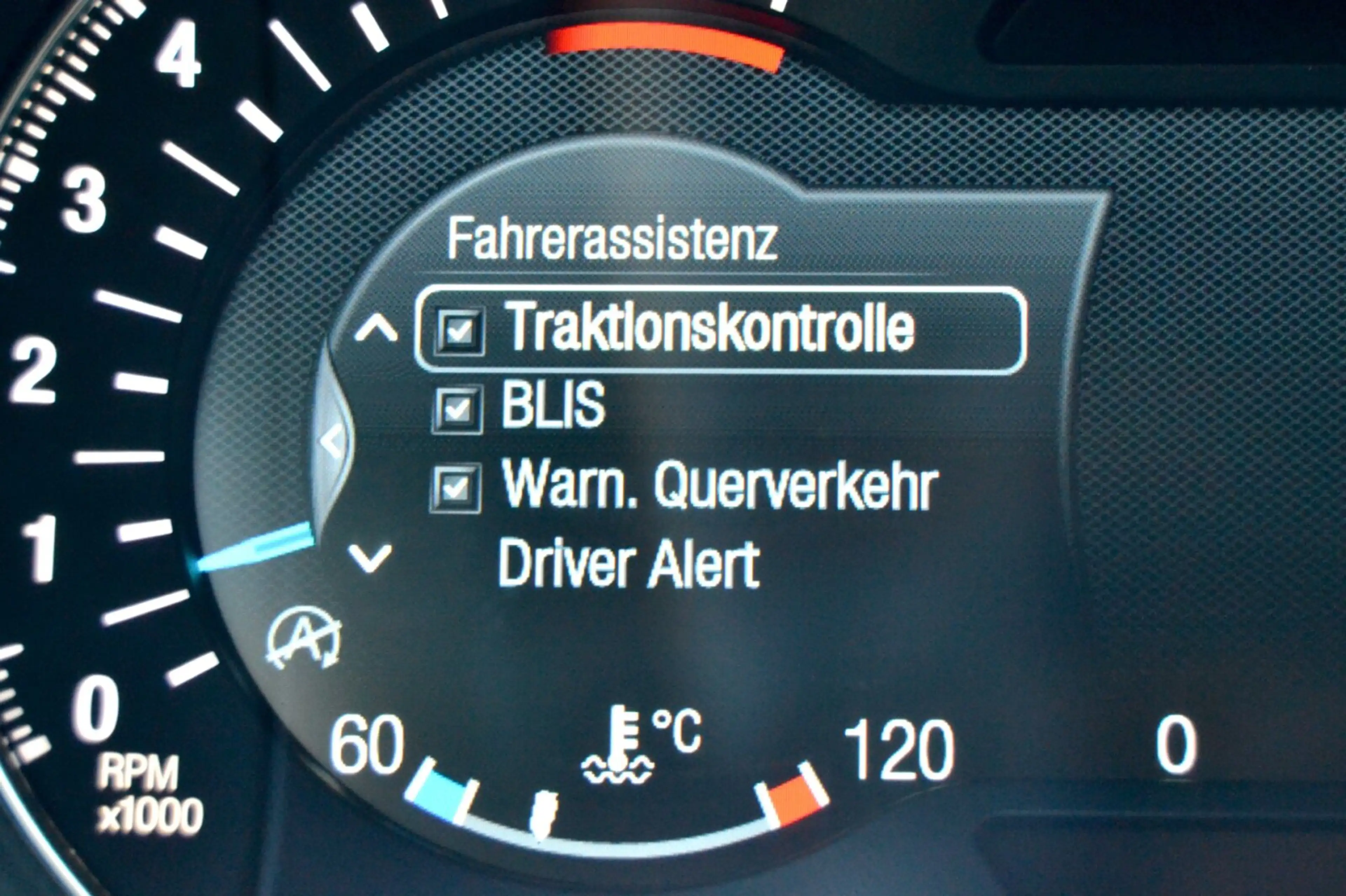 Ford S-Max S-Max 2,0 ST-Line Autom Navi AHK 7-Sitzer LED Park-Ass RFK — photo 12
