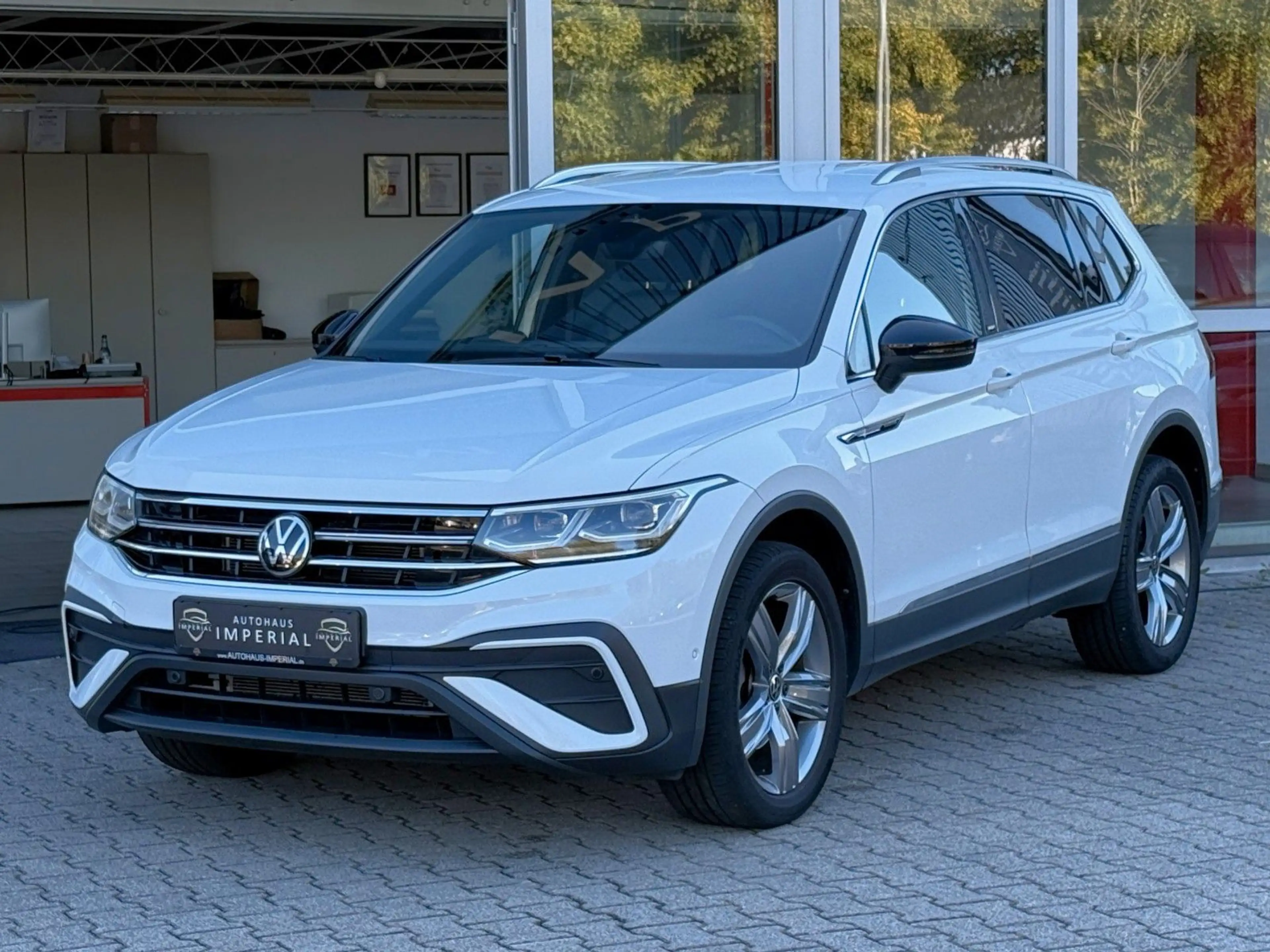 Volkswagen Tiguan Allspace 2.0 TDI NaviPRO+ACC+LED+7-SITZER