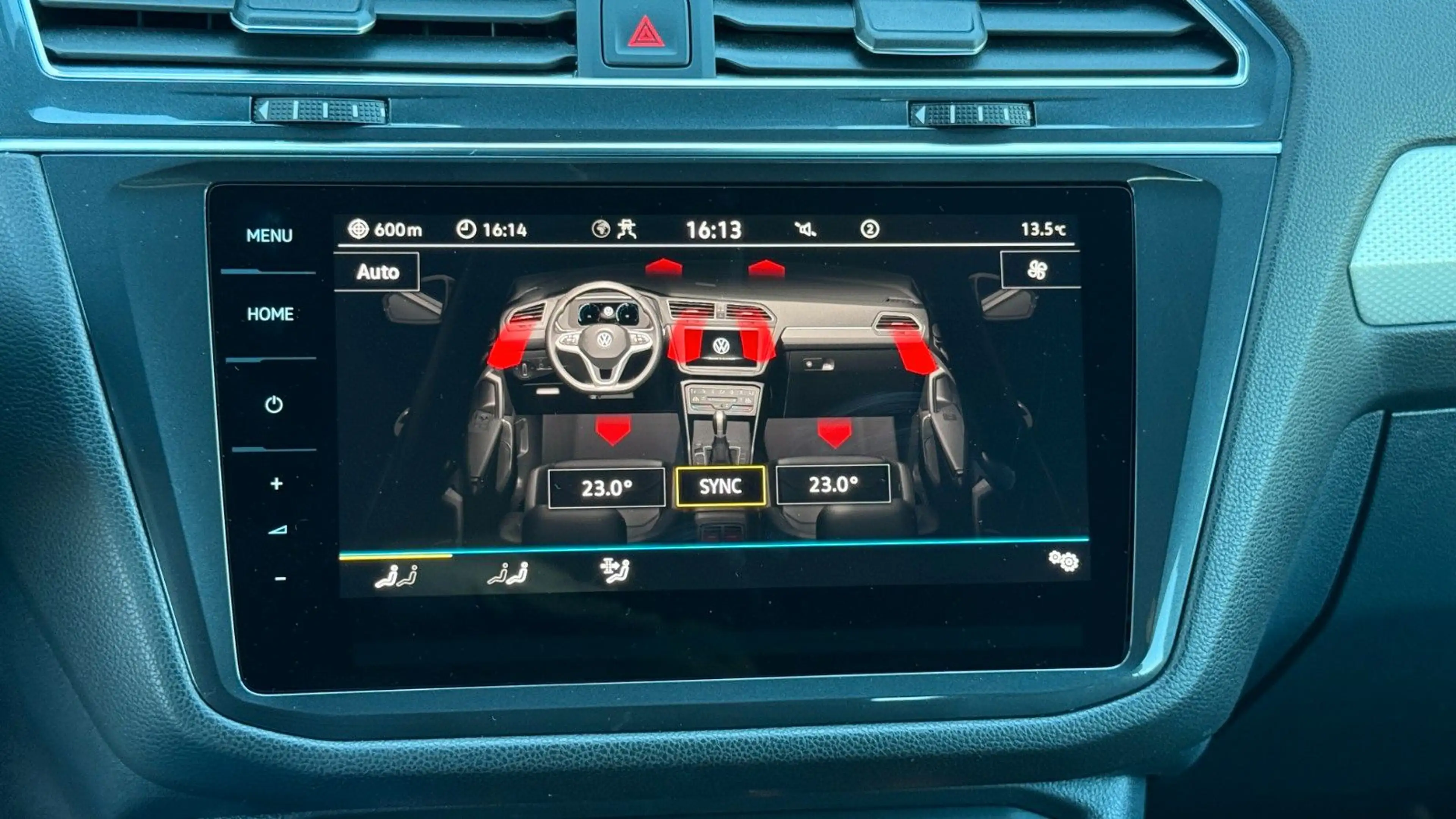 Volkswagen Tiguan Allspace 2.0 TDI NaviPRO+ACC+LED+7-SITZER — photo 28