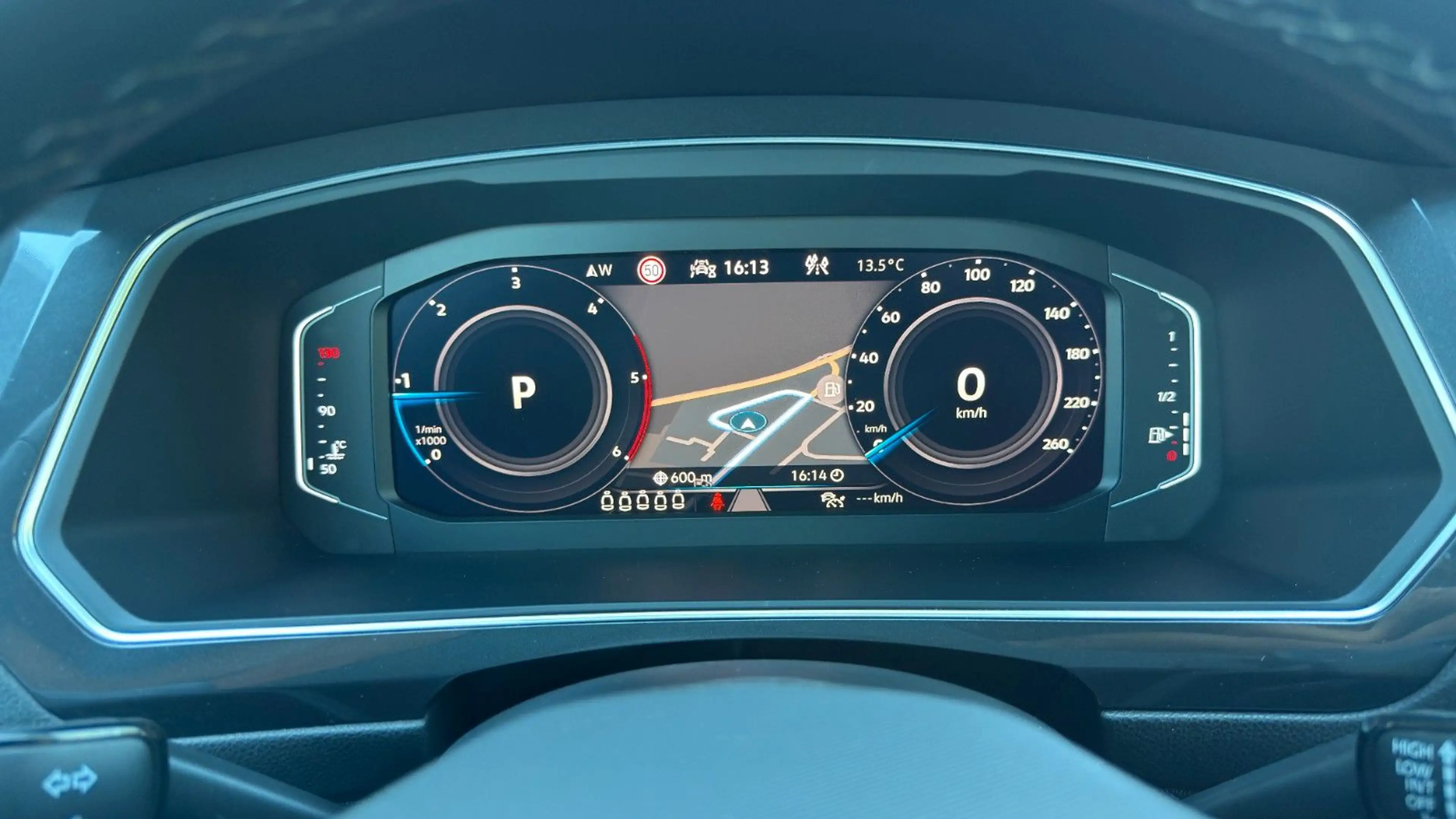 Volkswagen Tiguan Allspace 2.0 TDI NaviPRO+ACC+LED+7-SITZER — photo 19