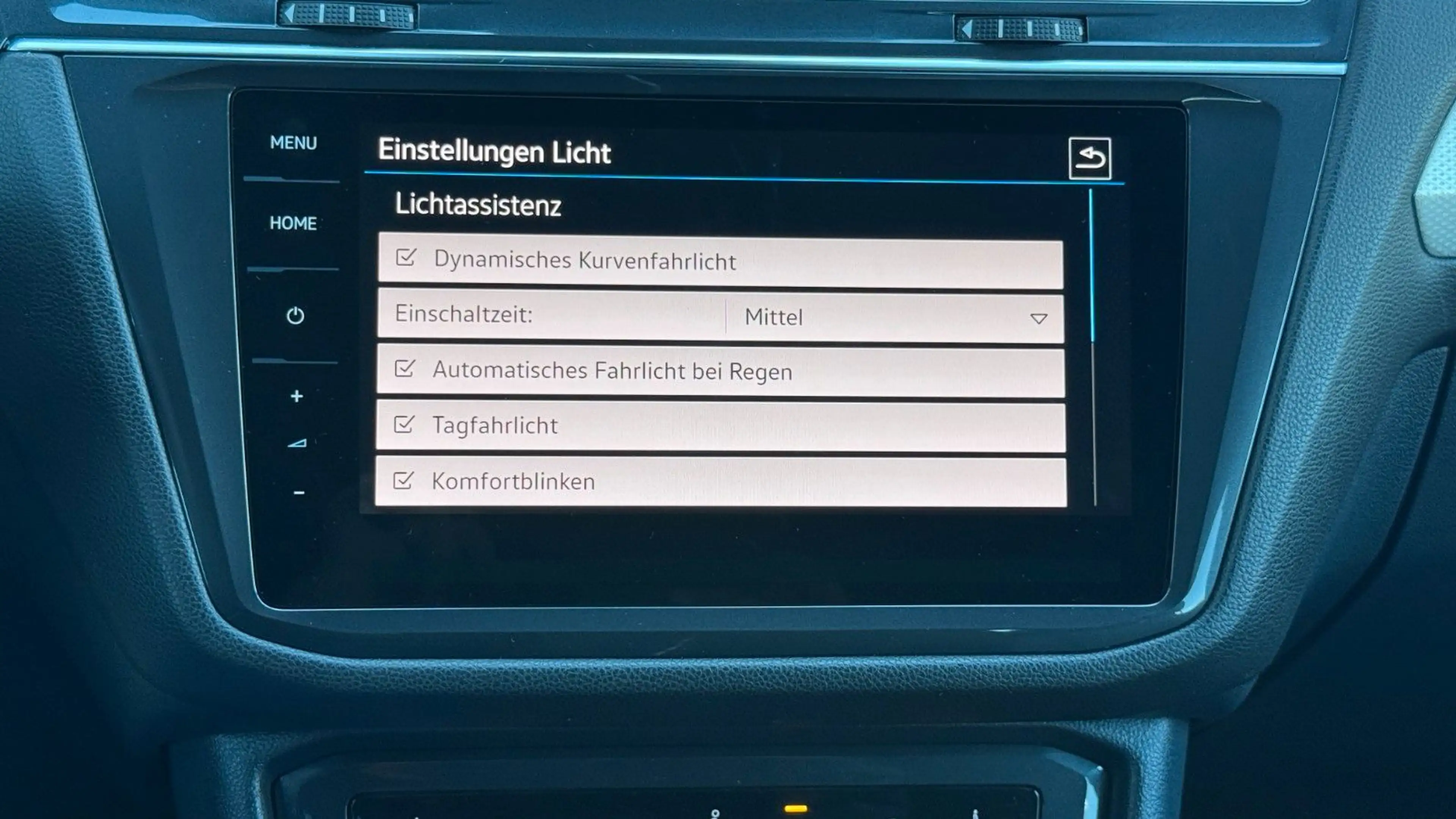 Volkswagen Tiguan Allspace 2.0 TDI NaviPRO+ACC+LED+7-SITZER — photo 33
