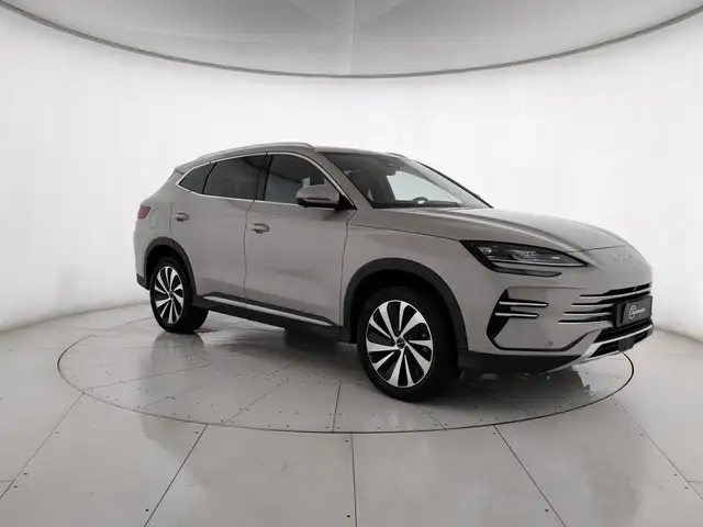 BYD Seal U DMi design