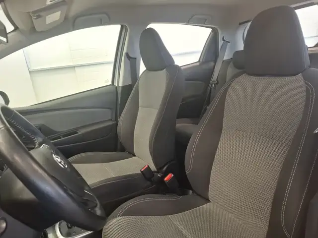Toyota Yaris view 8