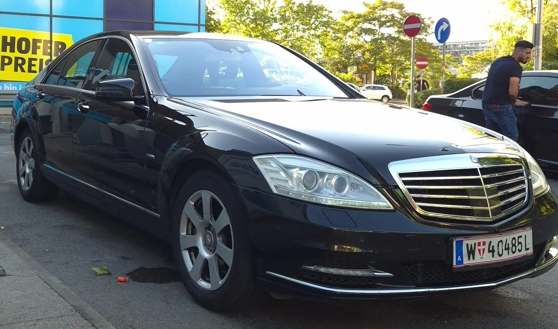 Mercedes-Benz S 350 Bluetec Schwarz - 2