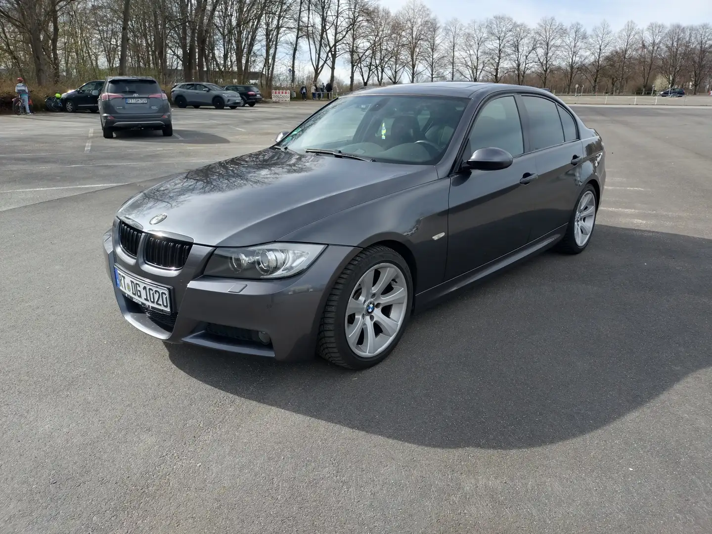 BMW 330 BMW E90 330i Grau - 2