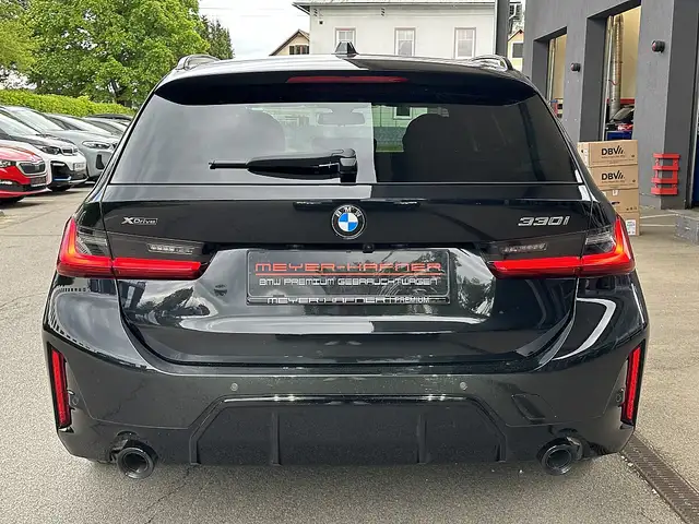 BMW 330 i xDrive Touring M-Sportpaket PRO Aut. / PANO /... Ansicht 9