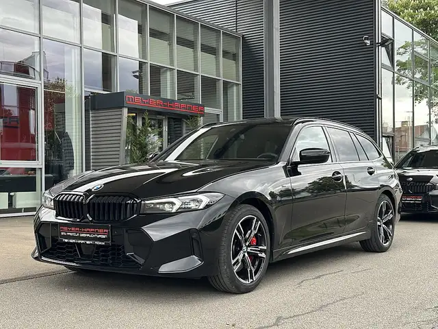 BMW 330 i xDrive Touring M-Sportpaket PRO Aut. / PANO /... Ansicht 2