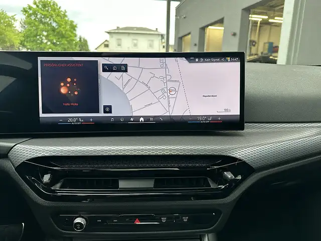 BMW 330 i xDrive Touring M-Sportpaket PRO Aut. / PANO /... Ansicht 22