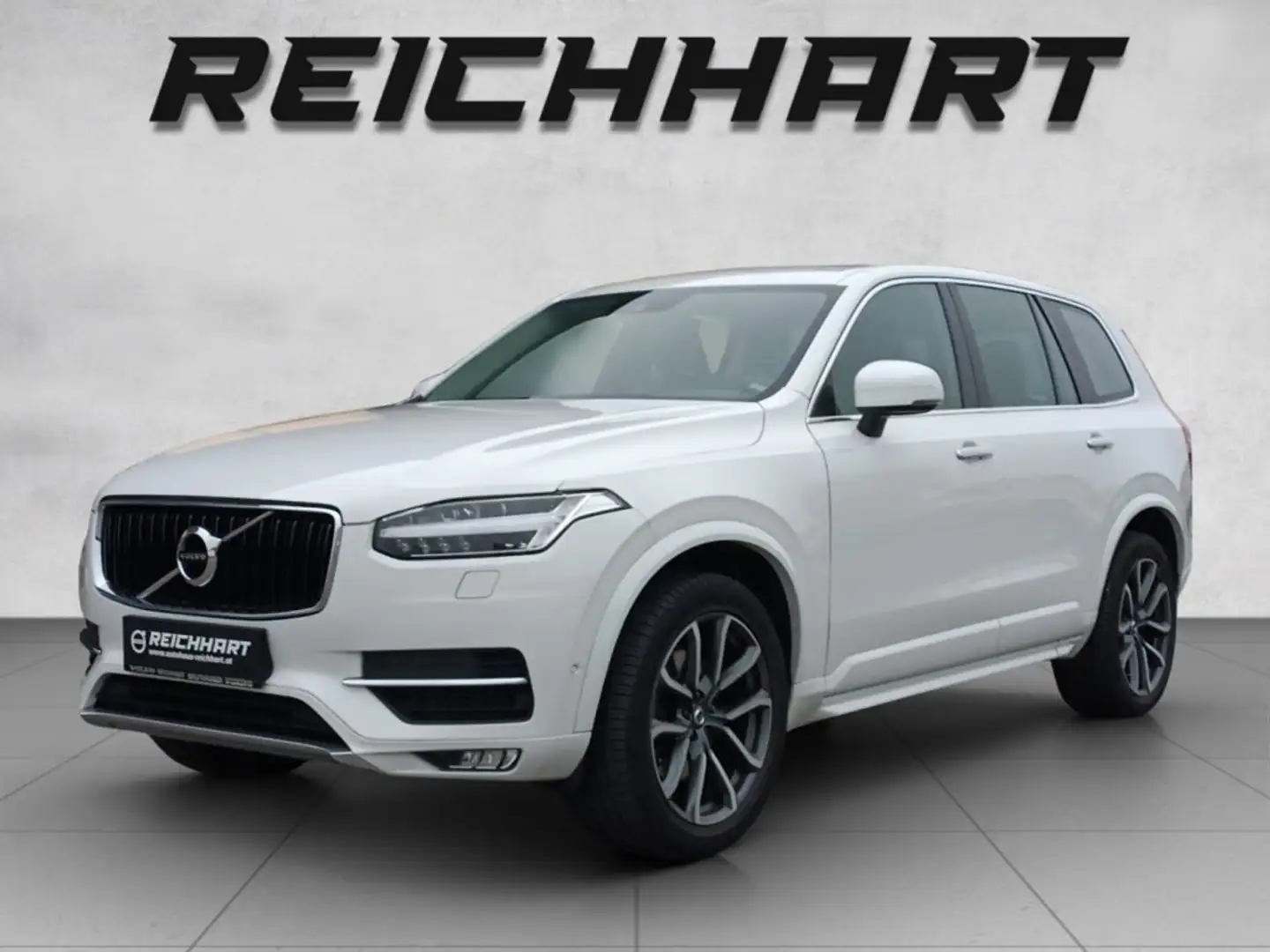 Volvo XC90 D4 Momentum Weiß - 1