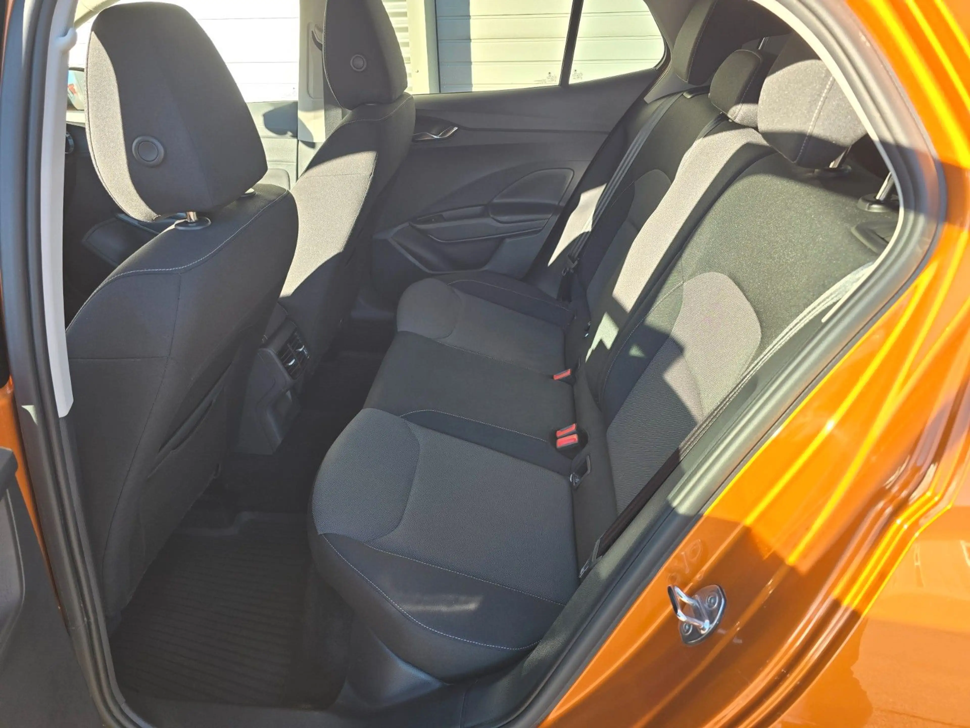 Skoda Fabia Ambition, LED,DSG,5J. Garantie — photo 10