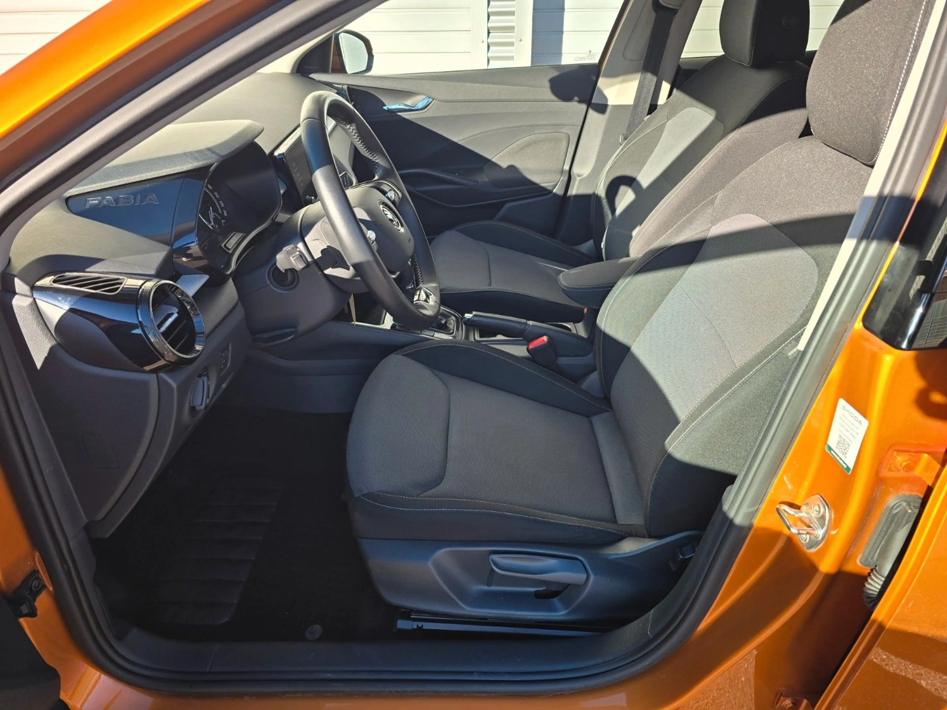 Skoda Fabia Ambition, LED,DSG,5J. Garantie — photo 9