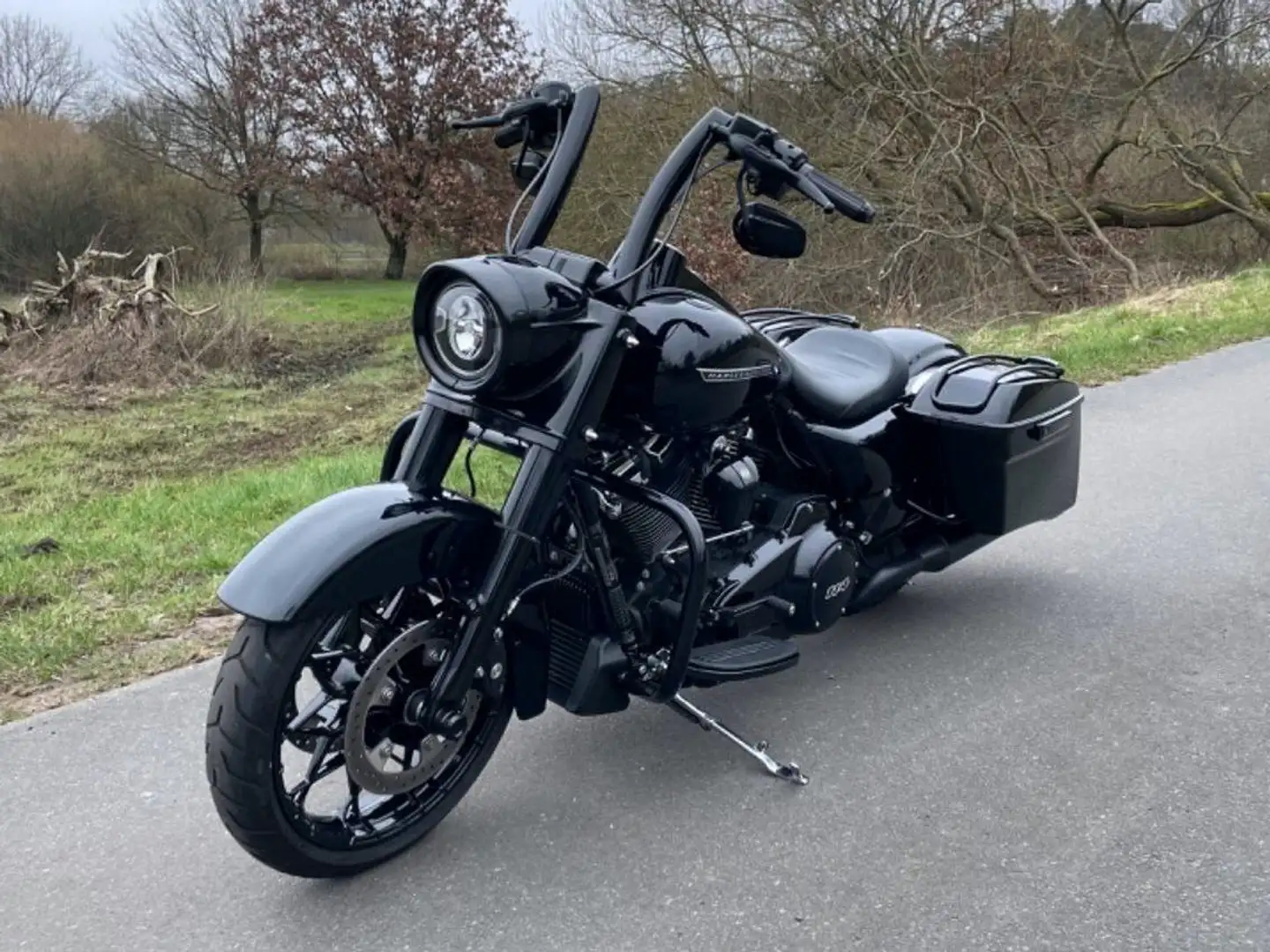 Harley-Davidson Road King Special FLHRXS Black - 1