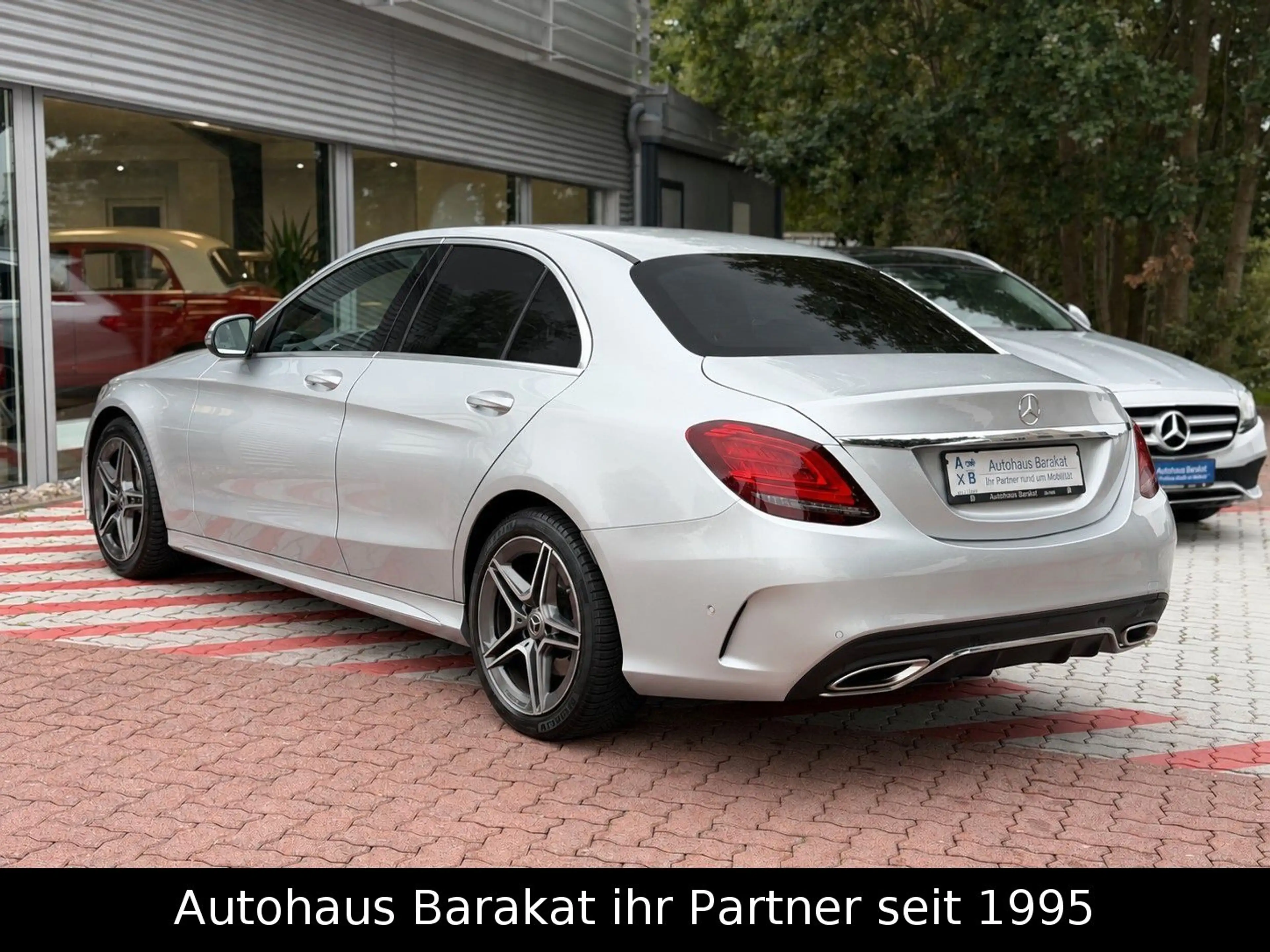Mercedes-Benz C 180 CGI AMG Line Lim. LEDER MULTIBEAM KAMERA — photo 6