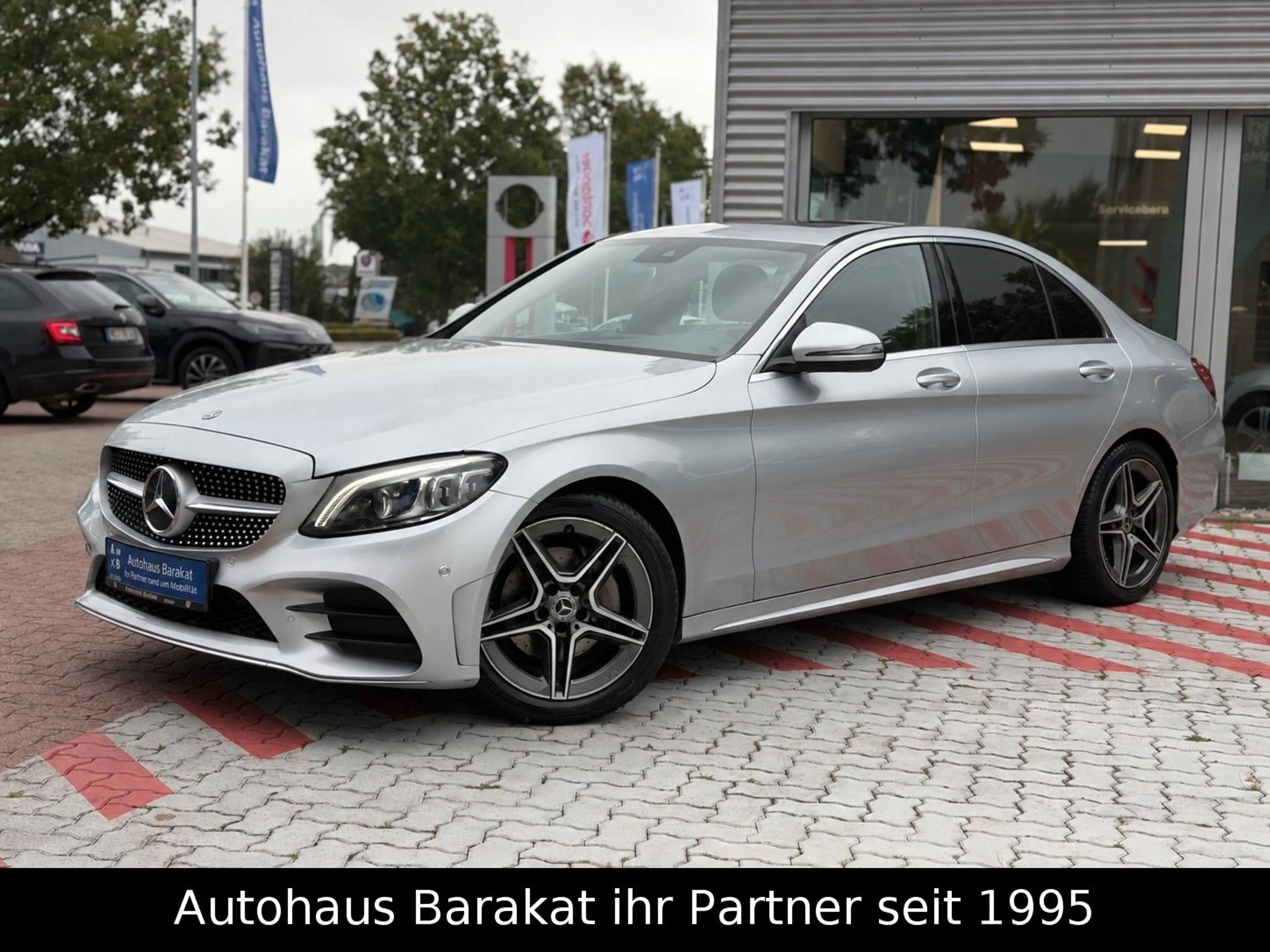 Mercedes-Benz C 180 CGI AMG Line Lim. LEDER MULTIBEAM KAMERA — photo 3