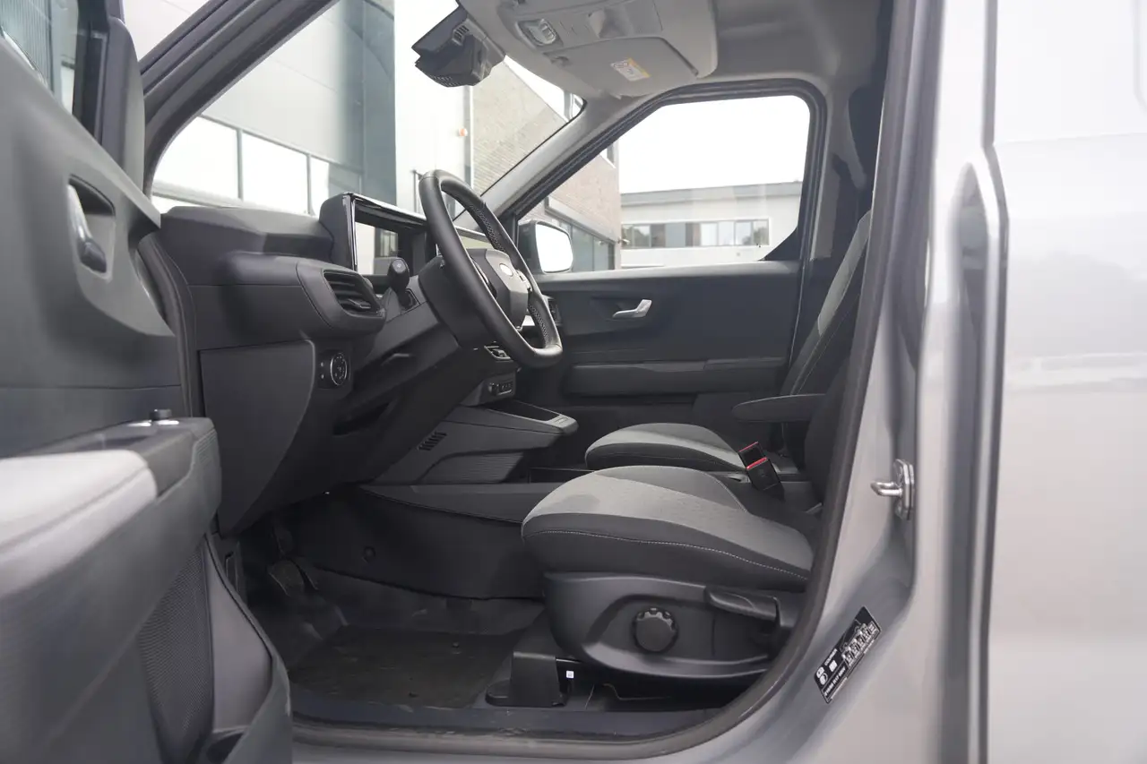 Ford Transit Courier 2026 — фото 19